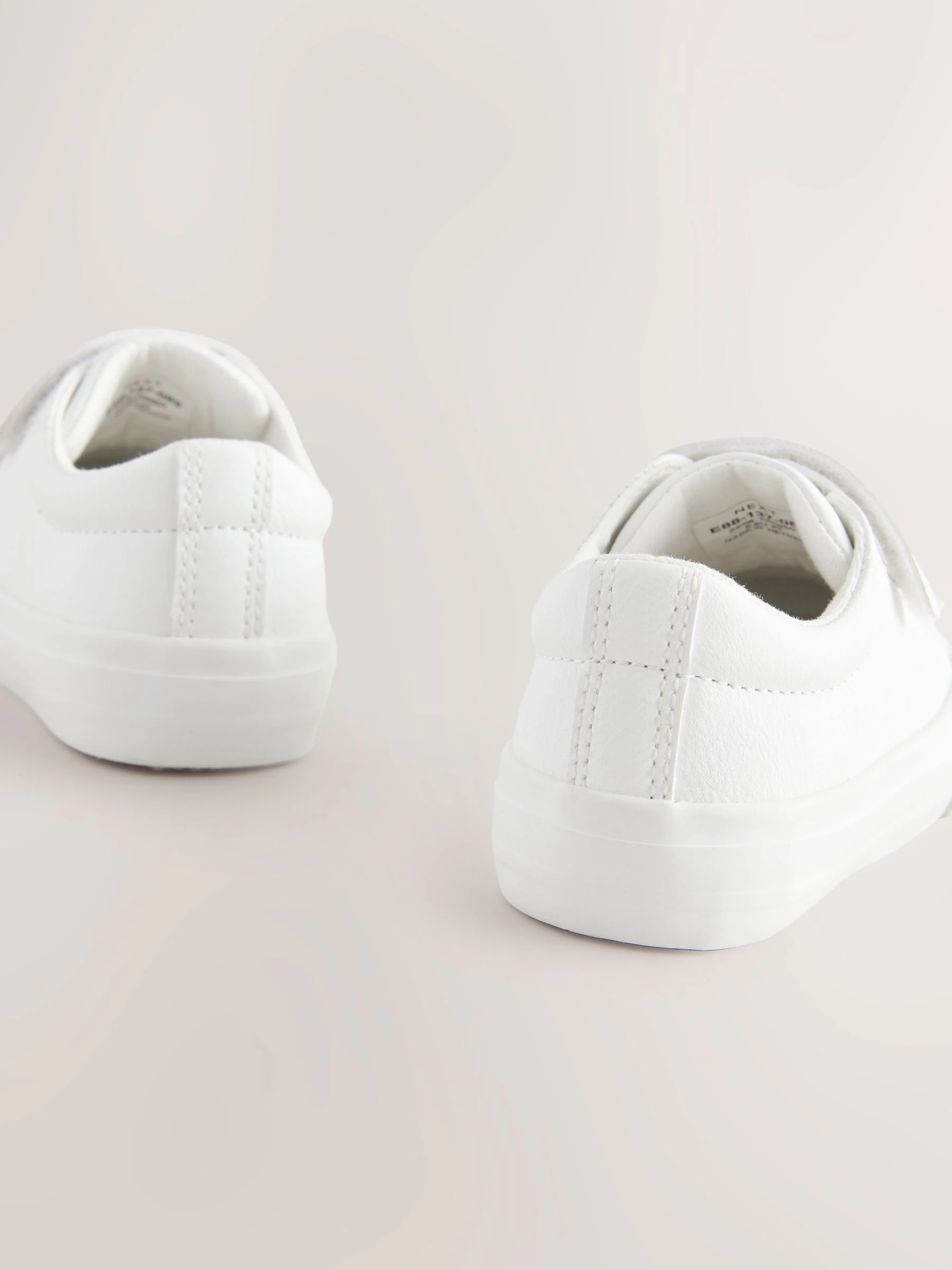 Wit - Sneakers met dikke zool en klittenbandsluiting