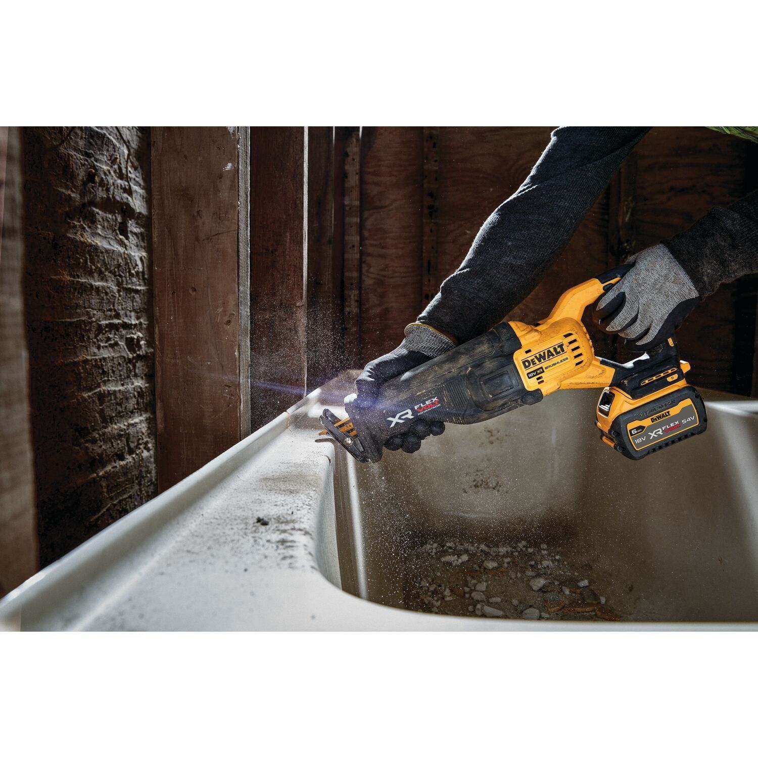 DeWALT DCS386NT Accu reciprozaag 18V XR FlexVolt Advantage Basic Body in TSTAK