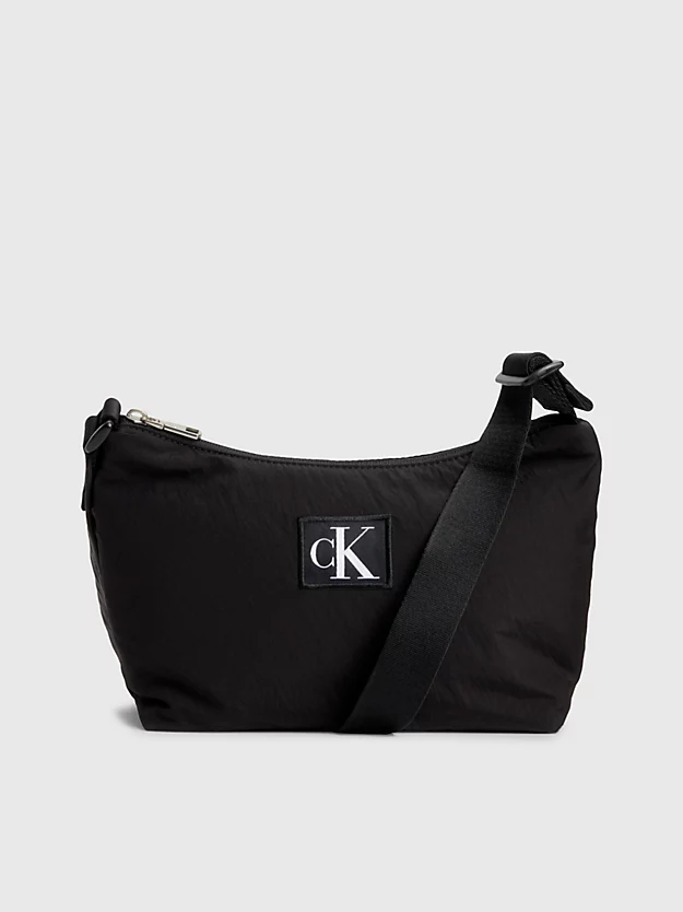 Bolsa de ombro macia em tecido reciclado