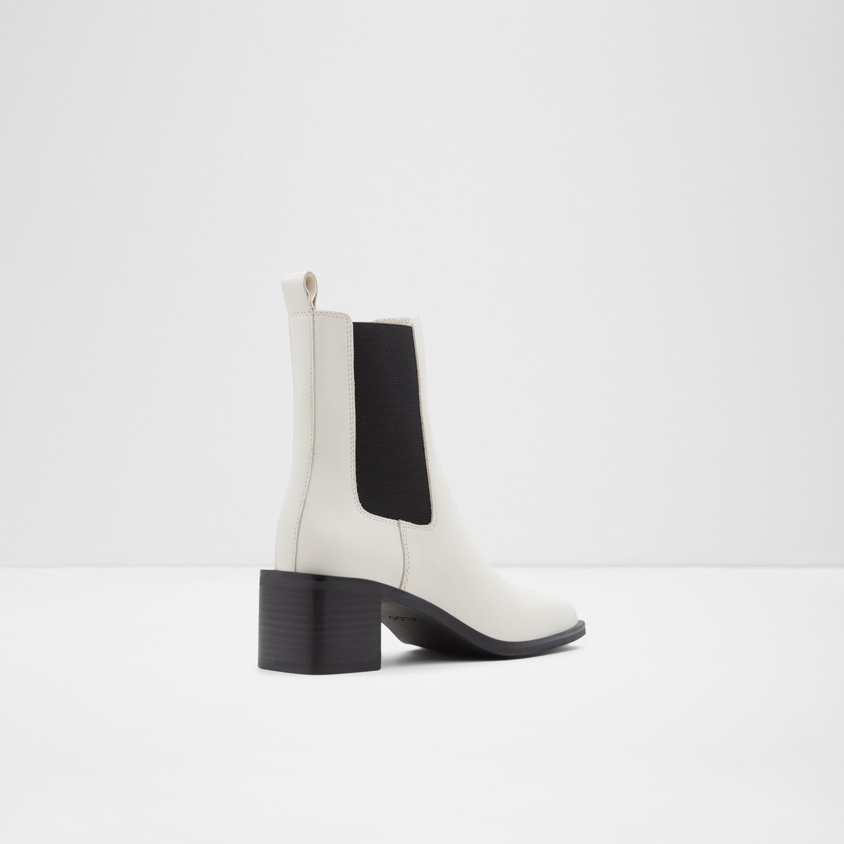 Foal White Women Chelsea boots