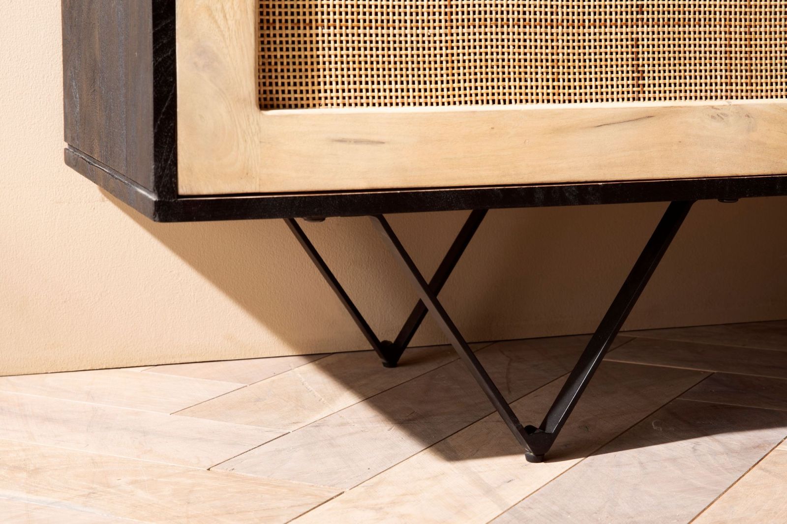 Sideboard - braun-schwarz - Massivholz - 3 Türen - 175 cm