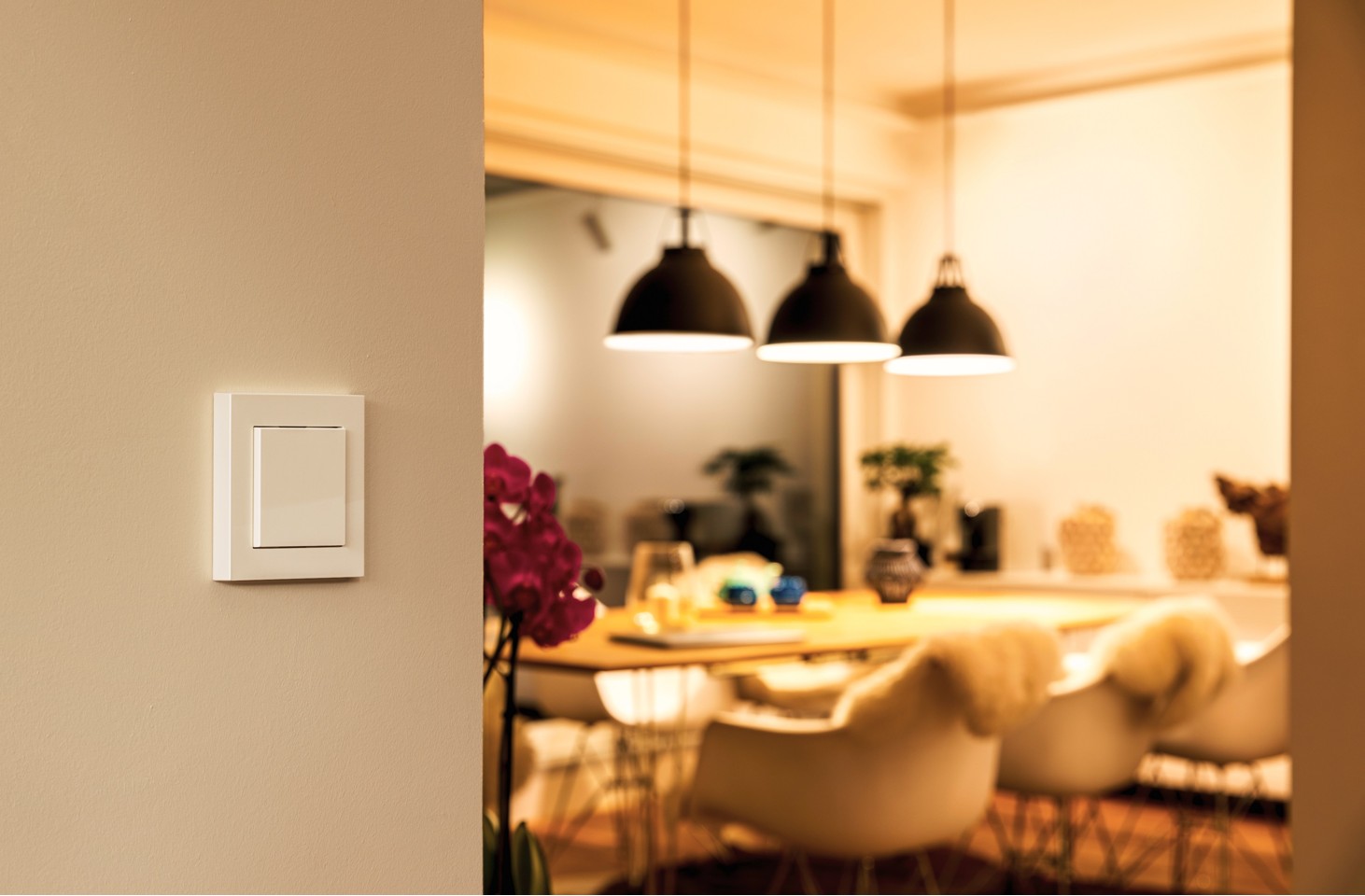 Eve Light Switch - Connected vægkontakt med Apple HomeKit teknologi