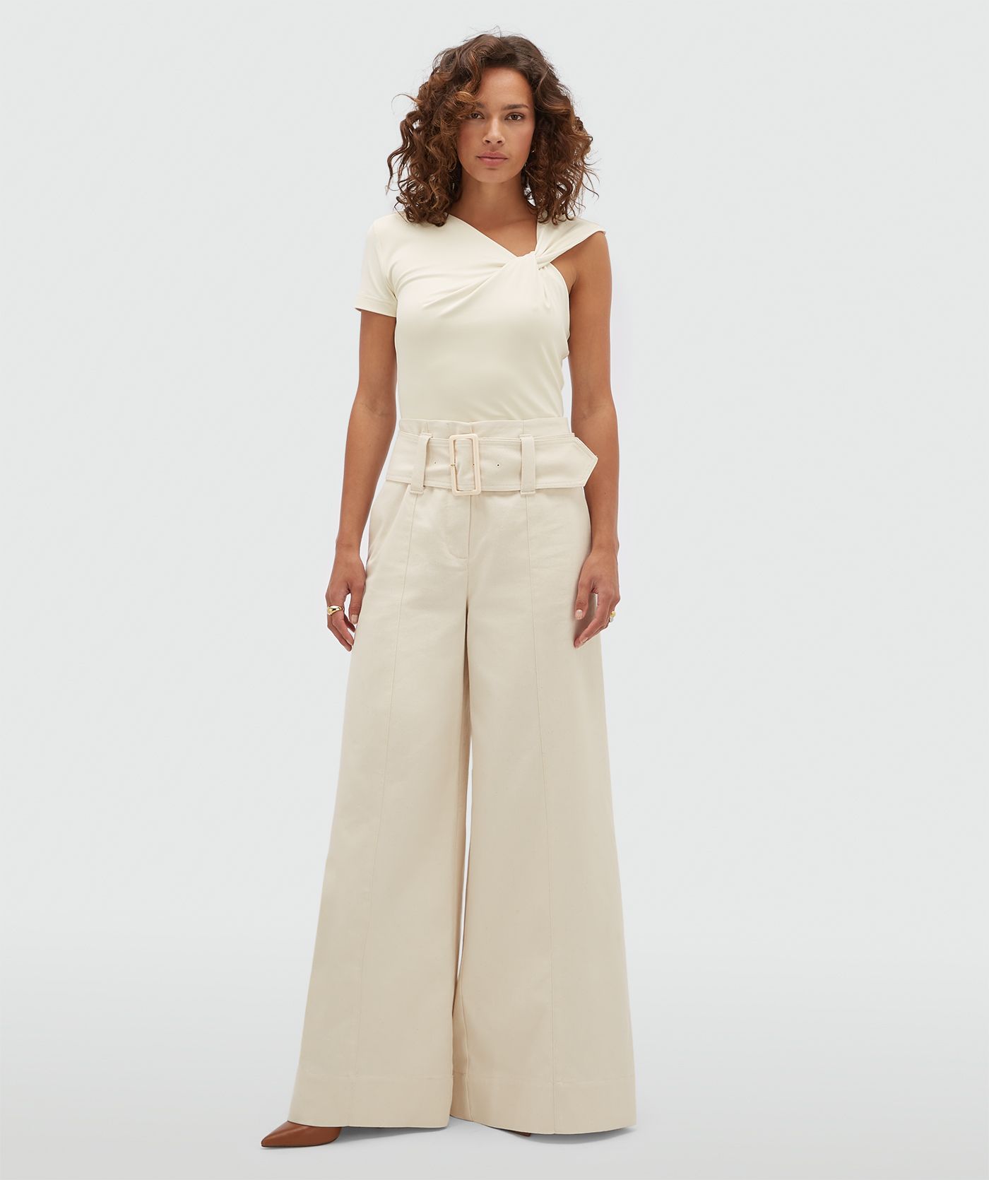 JV-LEVI slim fit body  - cloud white