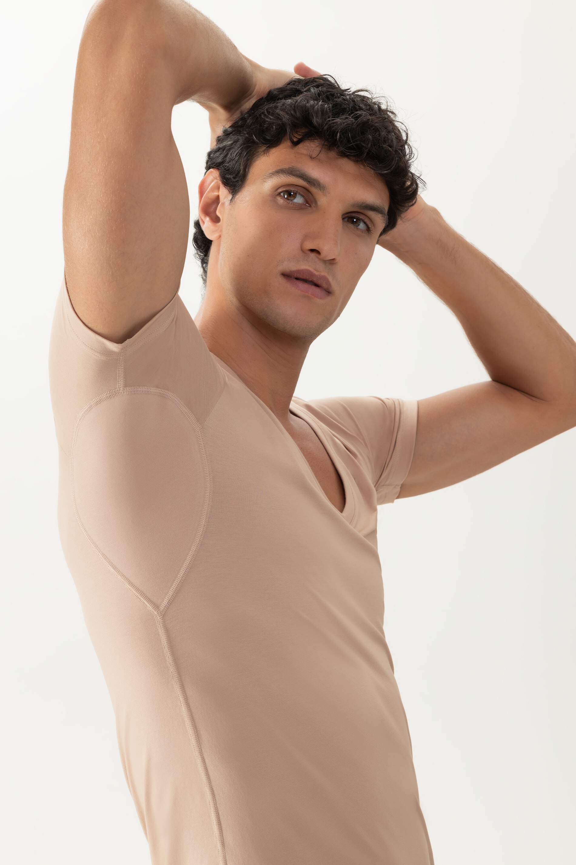 V-Neck<br>Business Class