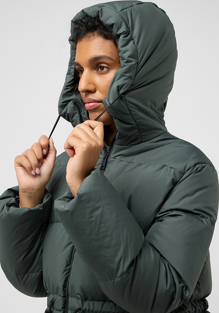 Jack Wolfskin Daunenjacke »KIRSCHALLEE JKT W« mit Kapuze