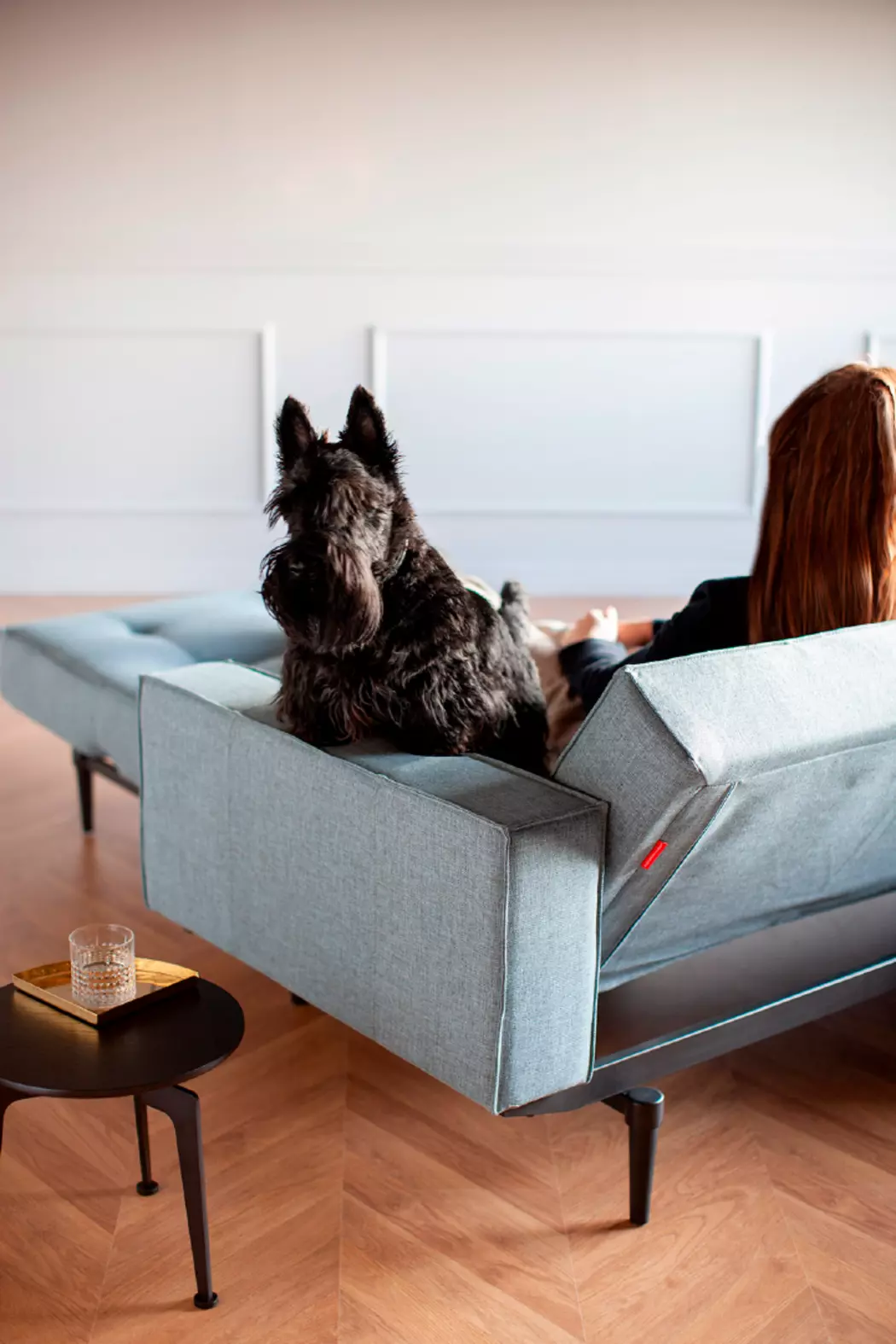 Schlafsofa mit Armlehnen Splitback Styletto schwarz