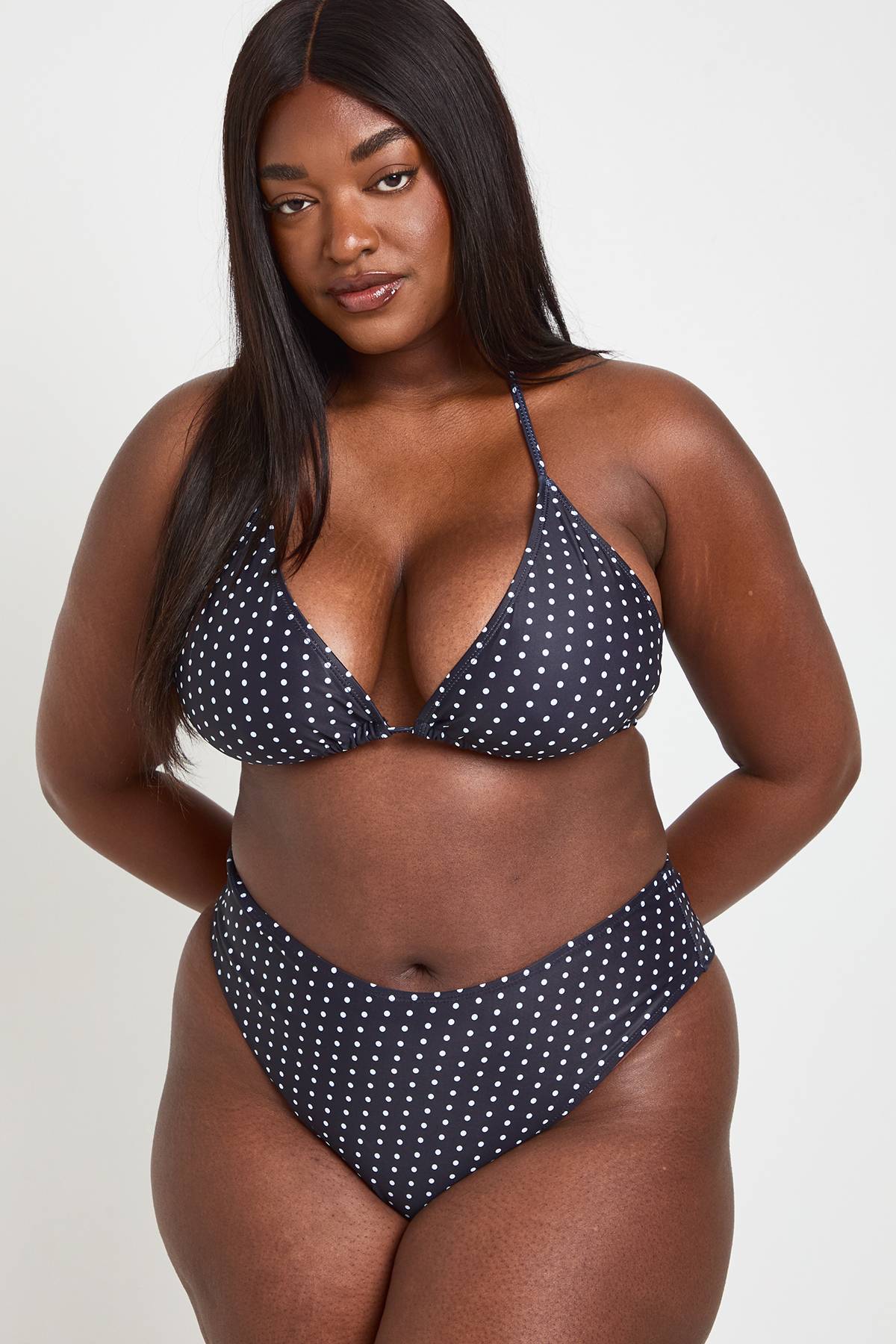 boohoo Ensemble Bikini Grande Taille Haut Triangle Et Bas Taille Haute À Pois