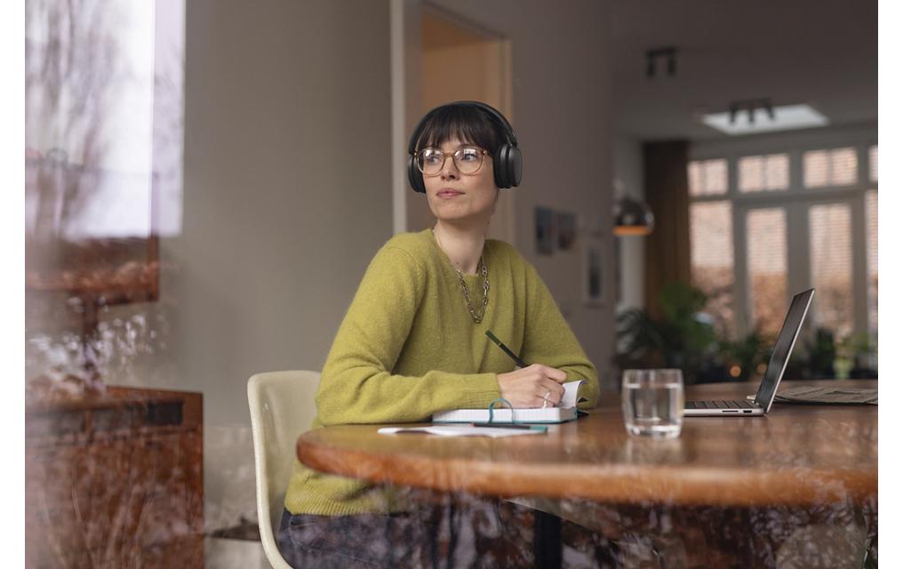 Wireless Over-Ear-Kopfhörer Serie 5000 SchwarzKabellose Over-Ear-Kopfhörer mit langer Akkulaufzeit und passive Geräuschunterdrückung