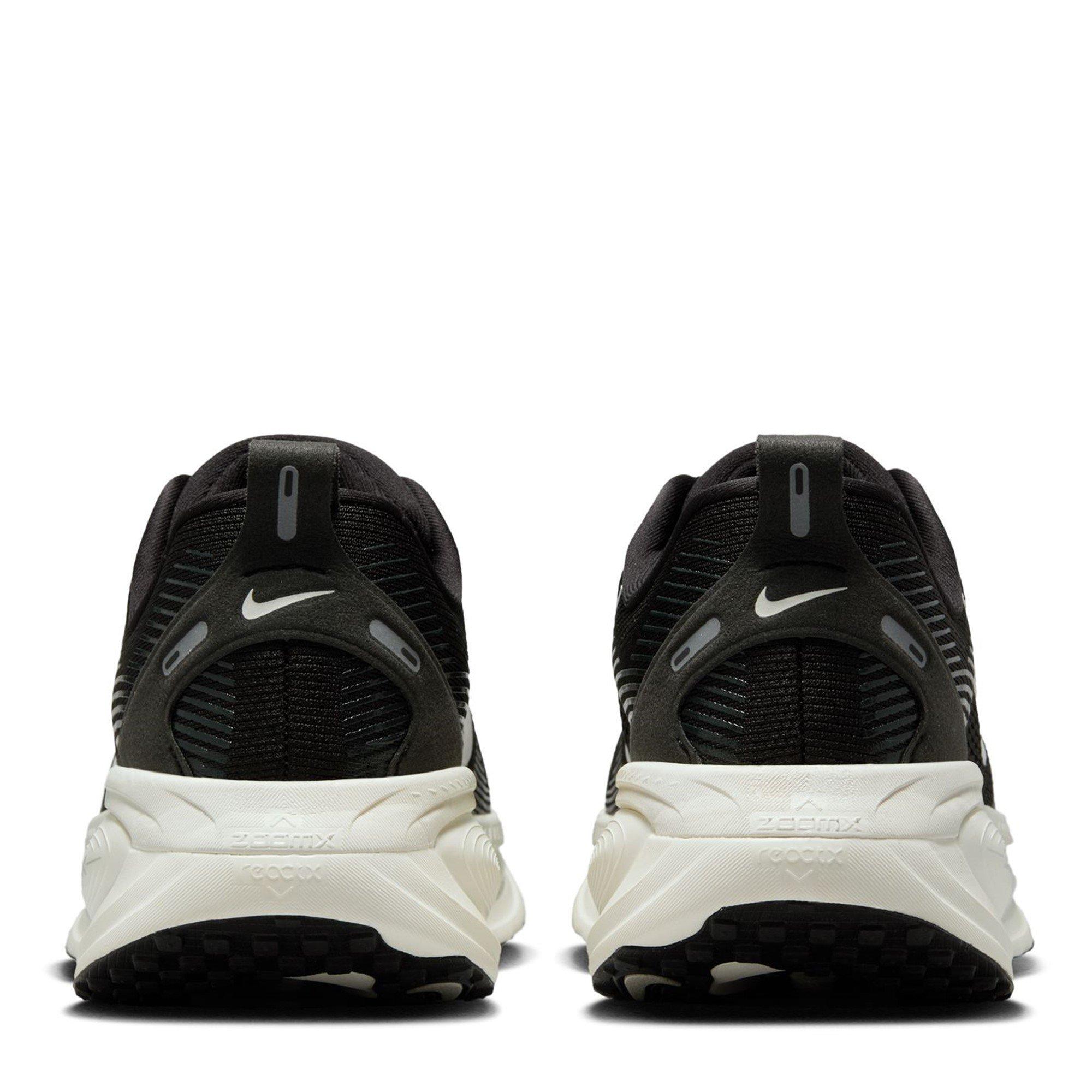 Nike Vomero 18 Road Running Shoes Womens