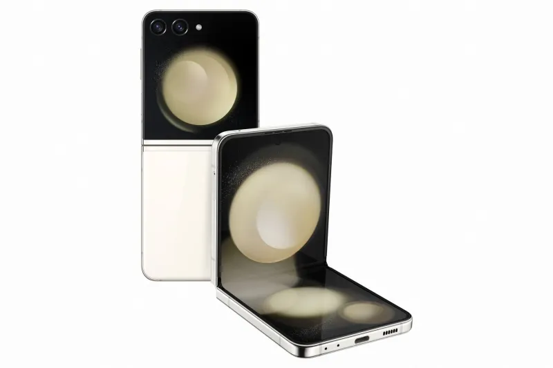 Samsung® | Galaxy Z Flip5 - 5G smartphone - 512GB - Beige