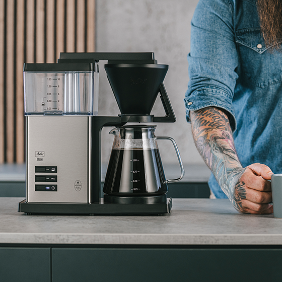 Melitta One®|Filterkaffeemaschine Schwarz-Edelstahl