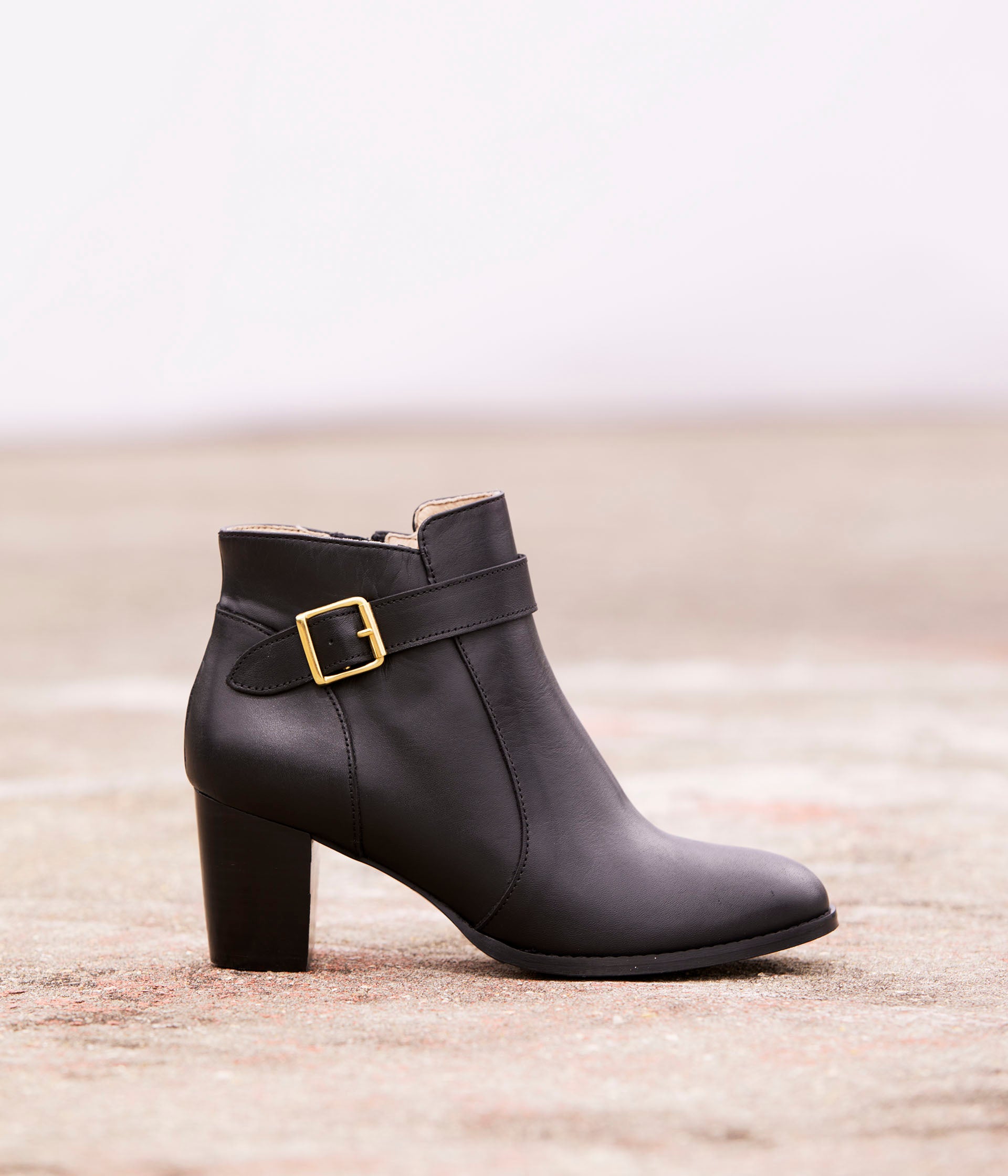 Bottines noires Postiche