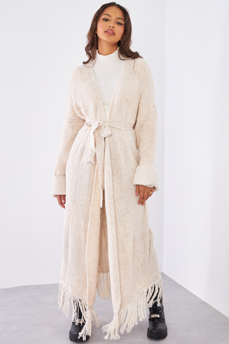 Gilet en maille beige à franges ceinturé