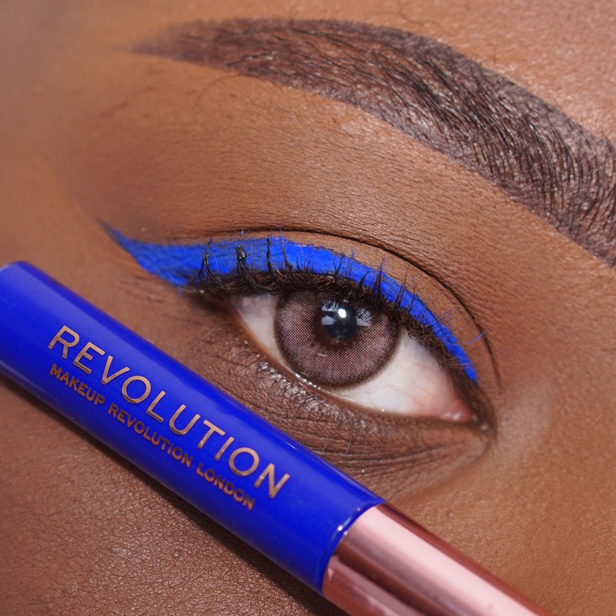 Makeup Revolution Revolution Super Flick Liquid Eyeliner Blue 2,4ml