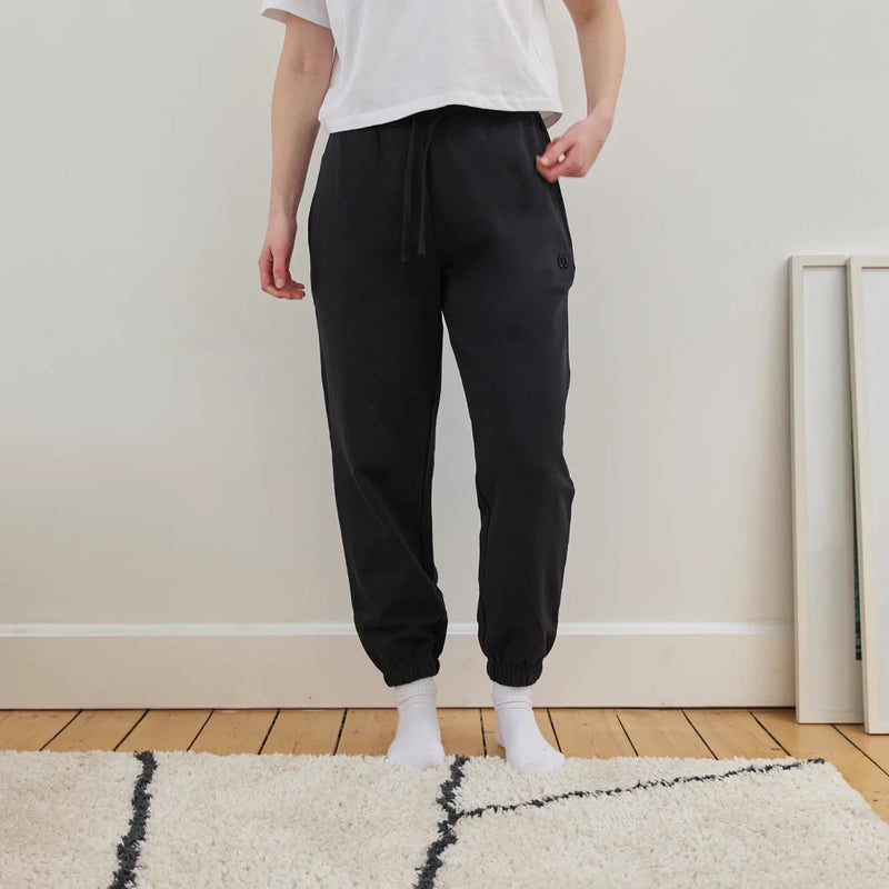 Sweatpants Loose Fit Damen aus Bio-Baumwolle Weiß