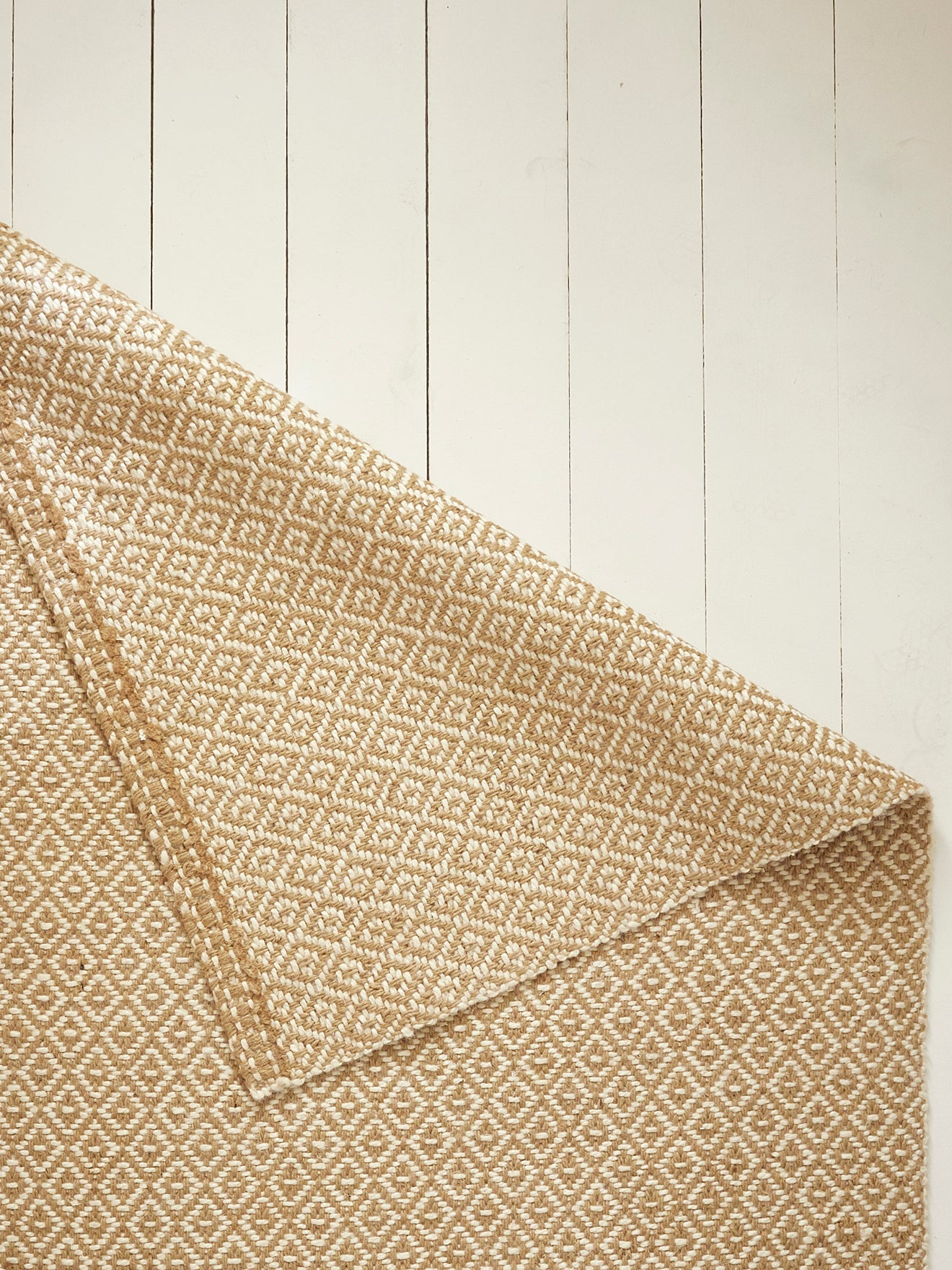 Tapis jute graphique