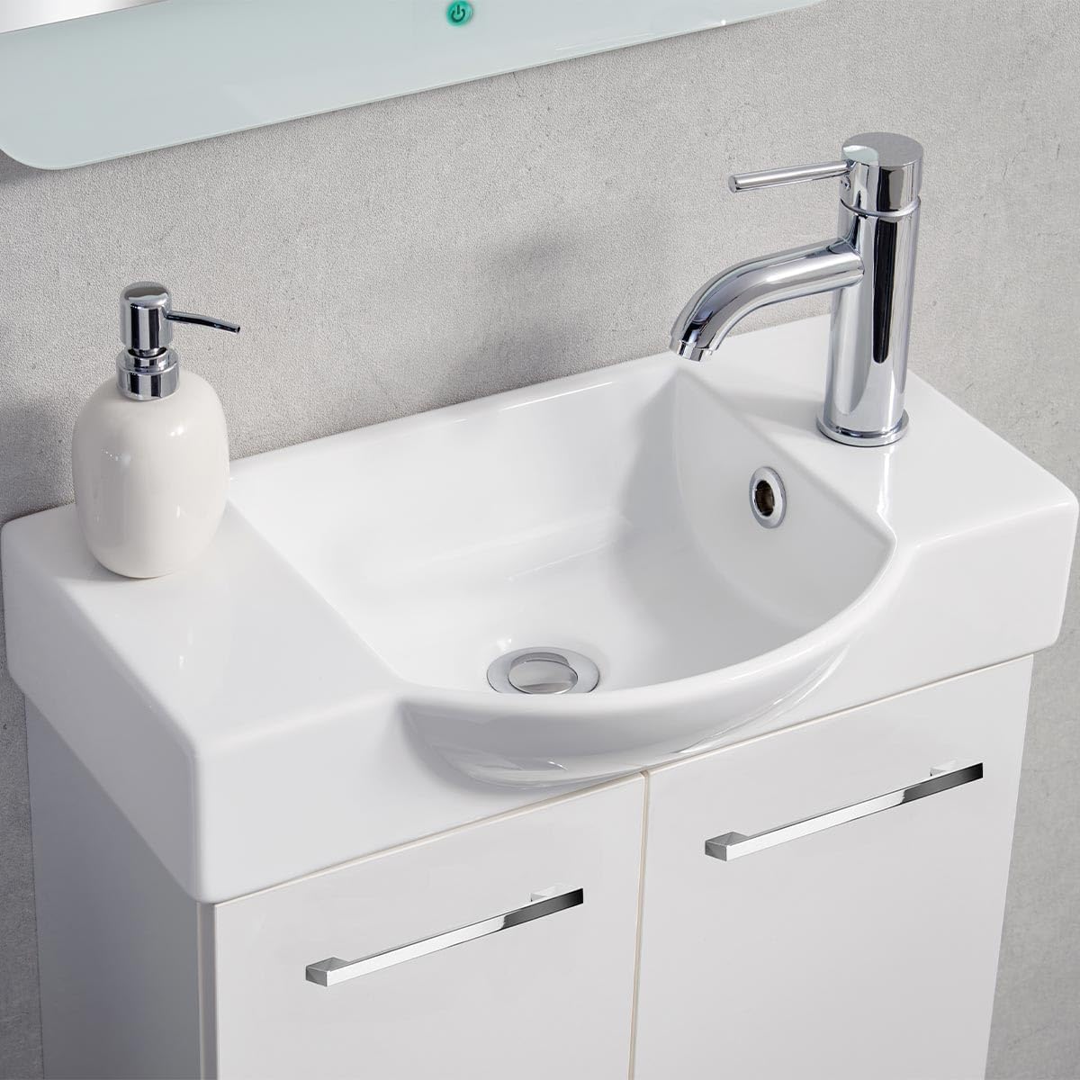 FACKELMANN SCENO Gäste-WC Set 2 Teile – Waschtischunterschrank in Weiß mit Waschbecken aus Keramik – SBC Waschbeckenunterschrank schmal – 2 Türen – Hahnloch rechts – 55 cm breit