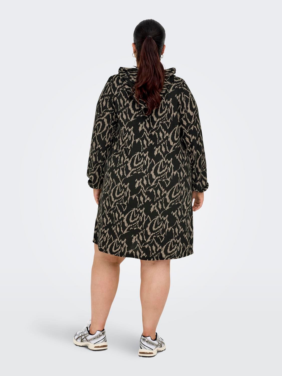 CARALBA Kurzes Kleid Black