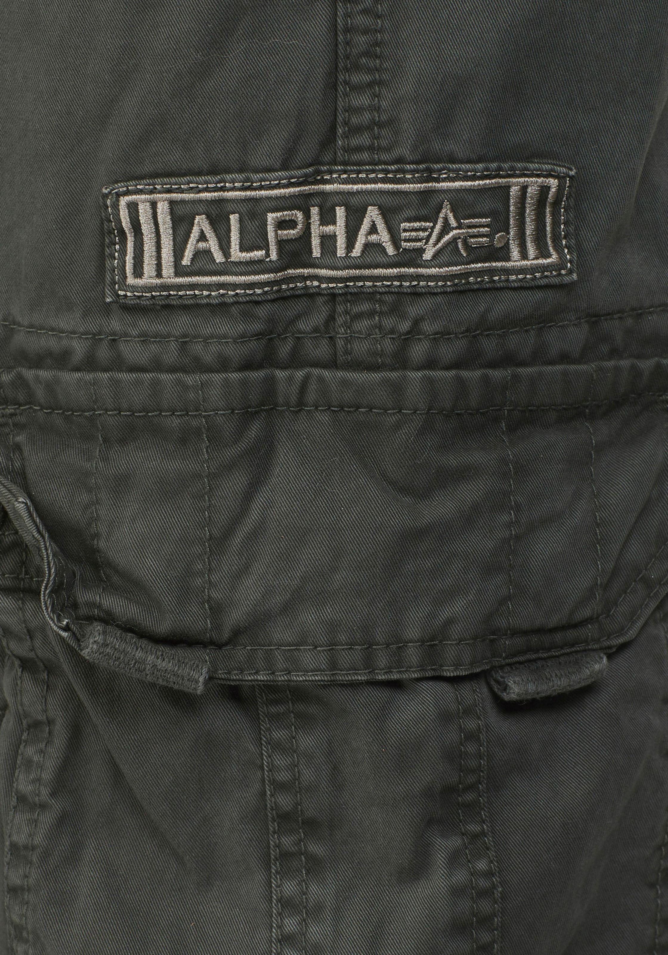 Alpha Industries Cargohose »Jet Pant«  mit seitlichen Cargotaschen und Kordelzug am Beinabschluss