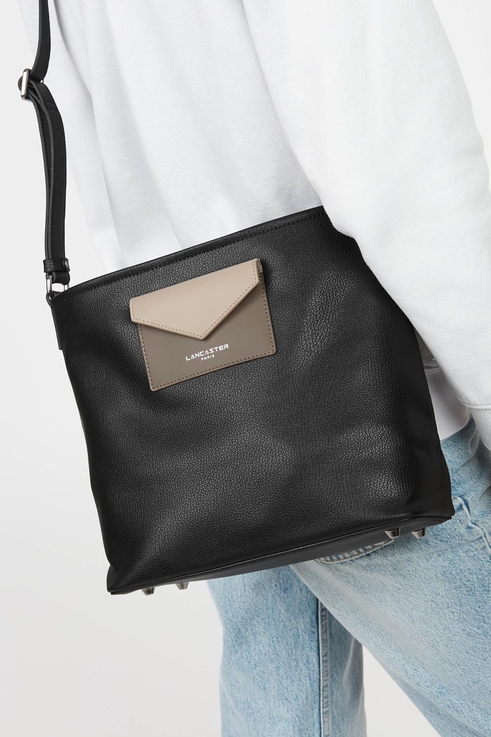Maya-Sac seau