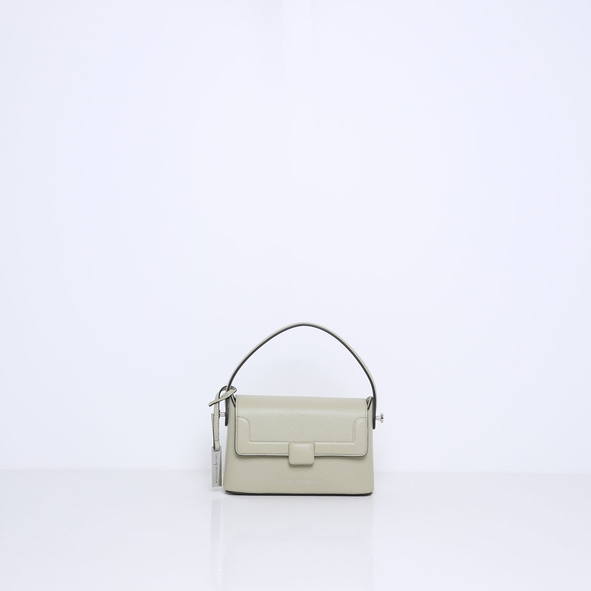 ALAN | OLIVE