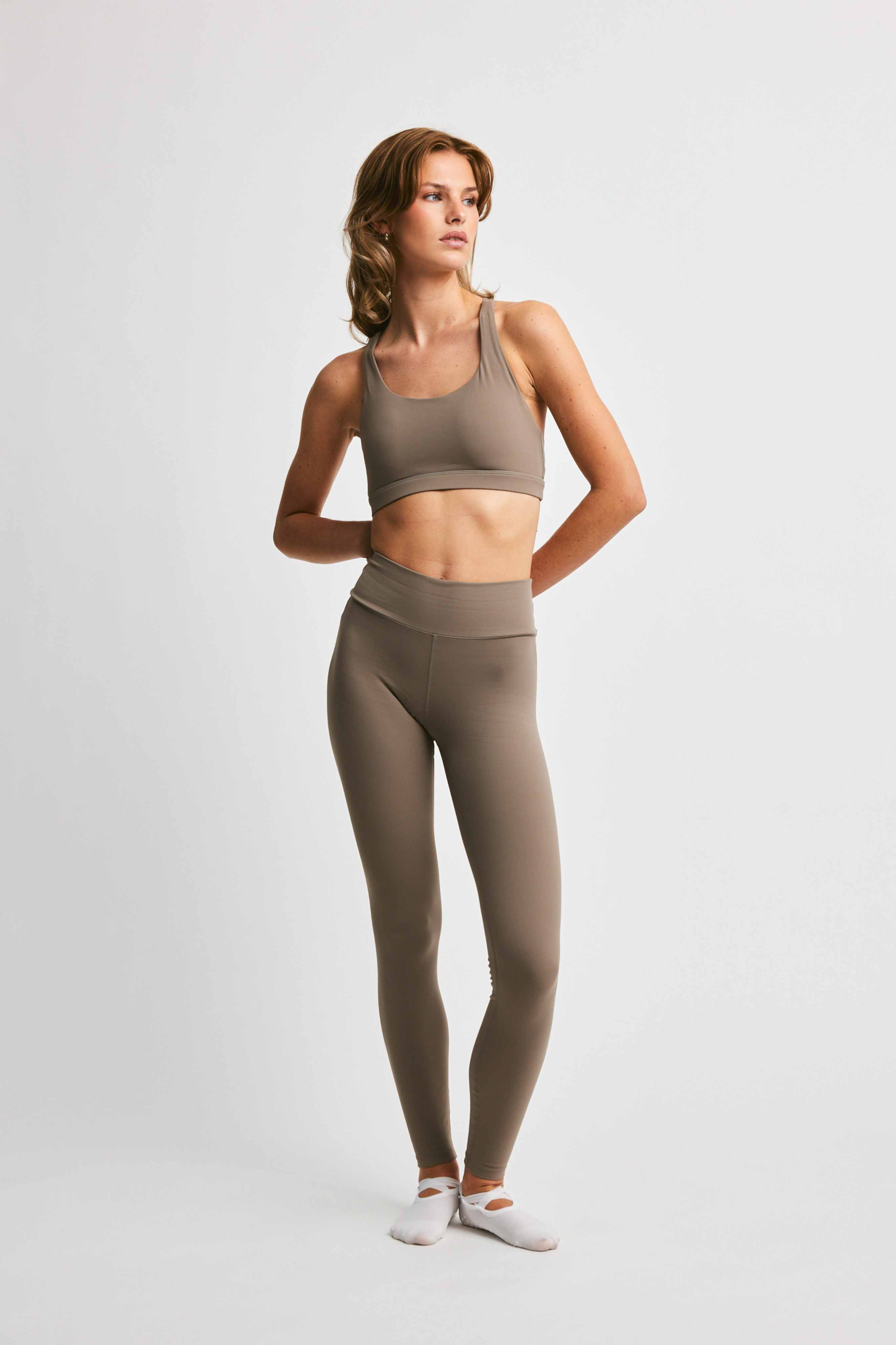 Cloudform Leggings Regular Dame 012/Truffle