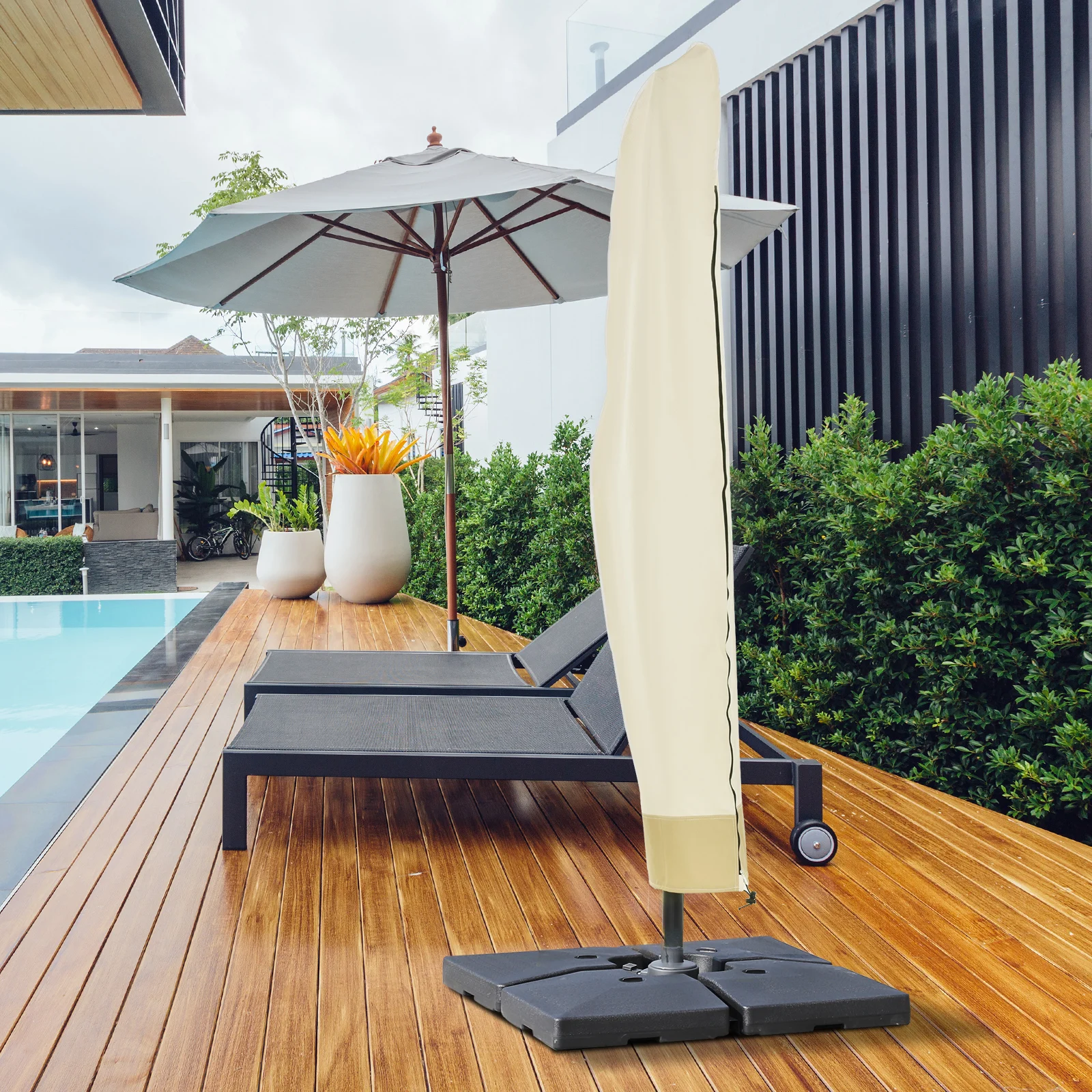 Capa protetora para guarda-sol Outsunny, diâmetro de 2 a 4 m, tecido Oxford impermeável, Ø56x220 cm, capa para guarda-sol com zíper, resistente às intempéries para jardim externo, bege.