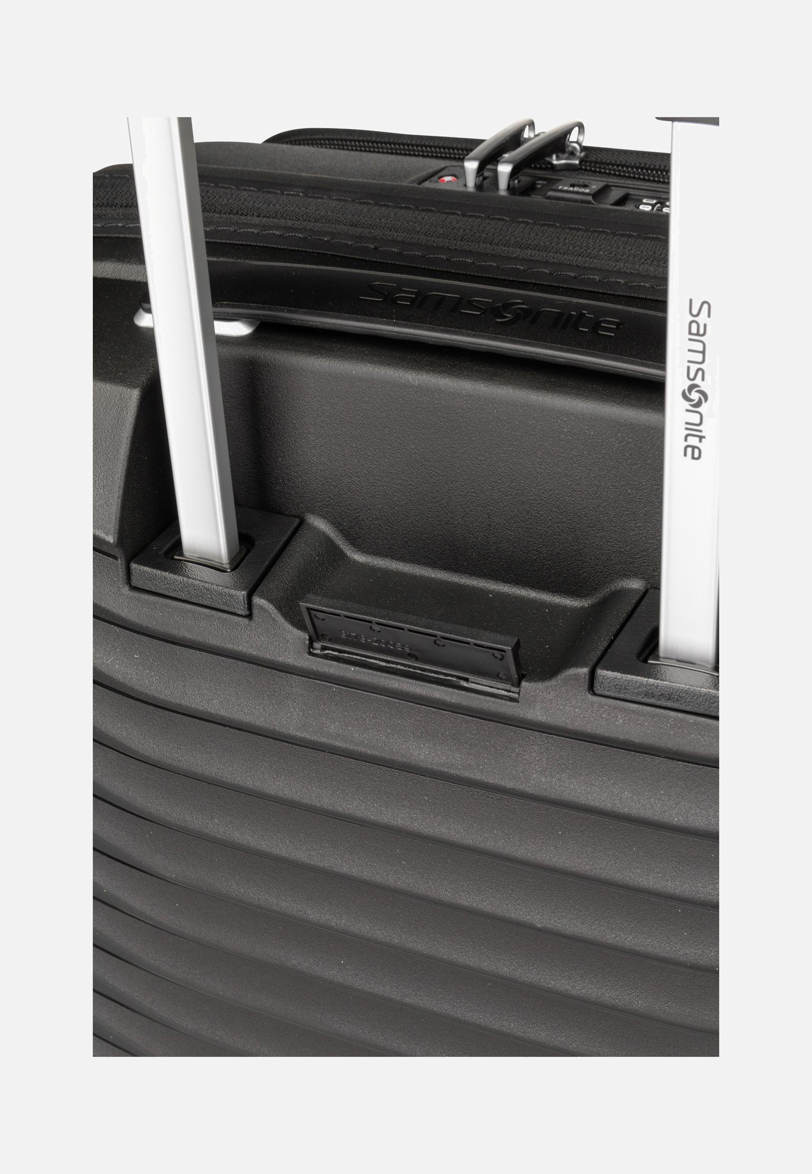 Upscape Spinner 55 EXP Easy Access Black - Koffer