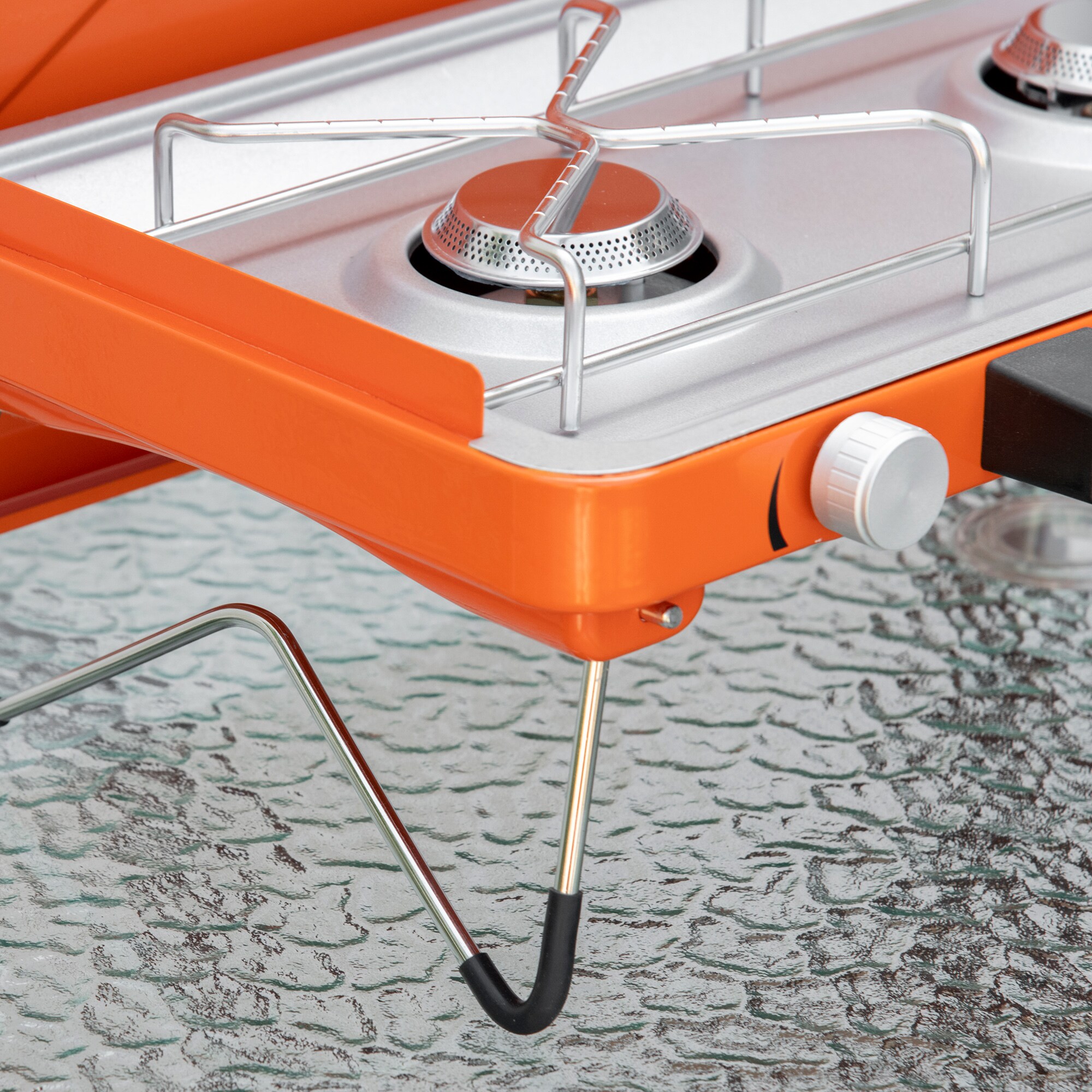 Outsunny Gasgrill mit Kofferdesign für leichten Transport orange 46,5L x 33,5B x 17,4H cm