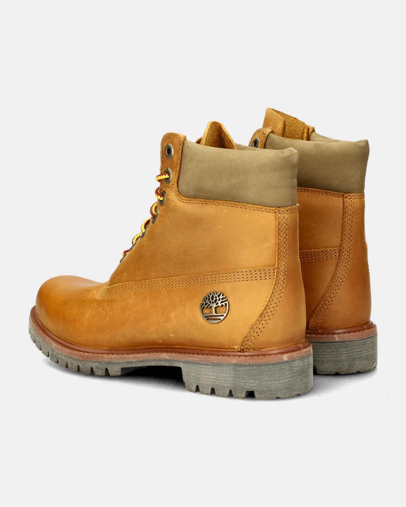 Timberland 6 Inch  Premium Veterboots  - geel