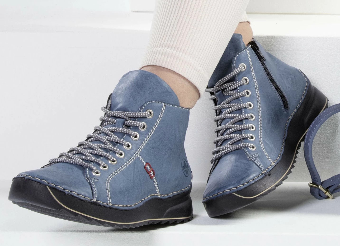 Rieker Schnür-Bootie mit Knitter-Optik