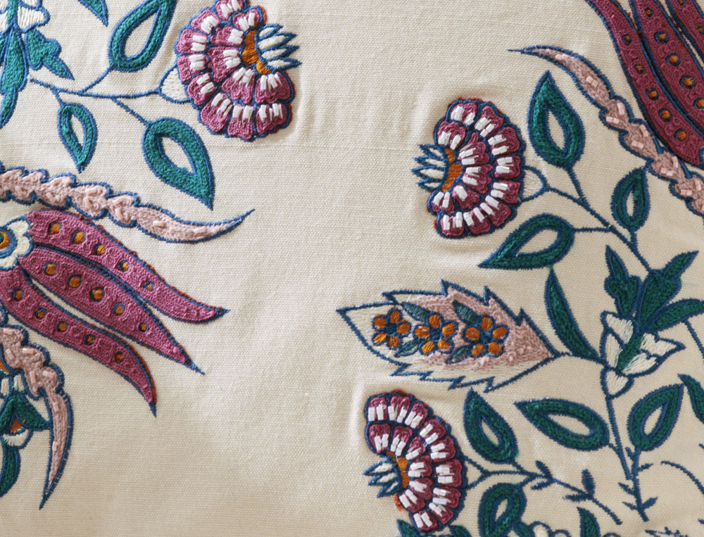 Coussin brodé sur les 2 côtés-Poésie provençale