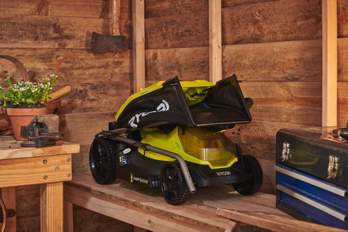 RYOBI Akku-Rasenmäher & Akku-Teleskop-Rasentrimmer 18 V ONE+ Garten Combo-Set | Inkl. 2x4,0 Ah Akkus & Ladegerät | Mäher mit 33 cm Schnittbreite, Schnitthöhenverstellung, 35 L Fangkorb & Mulchfunktion