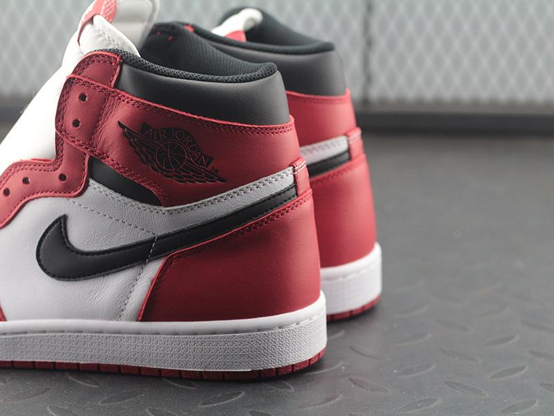 Jordan 1 Retro Chicago