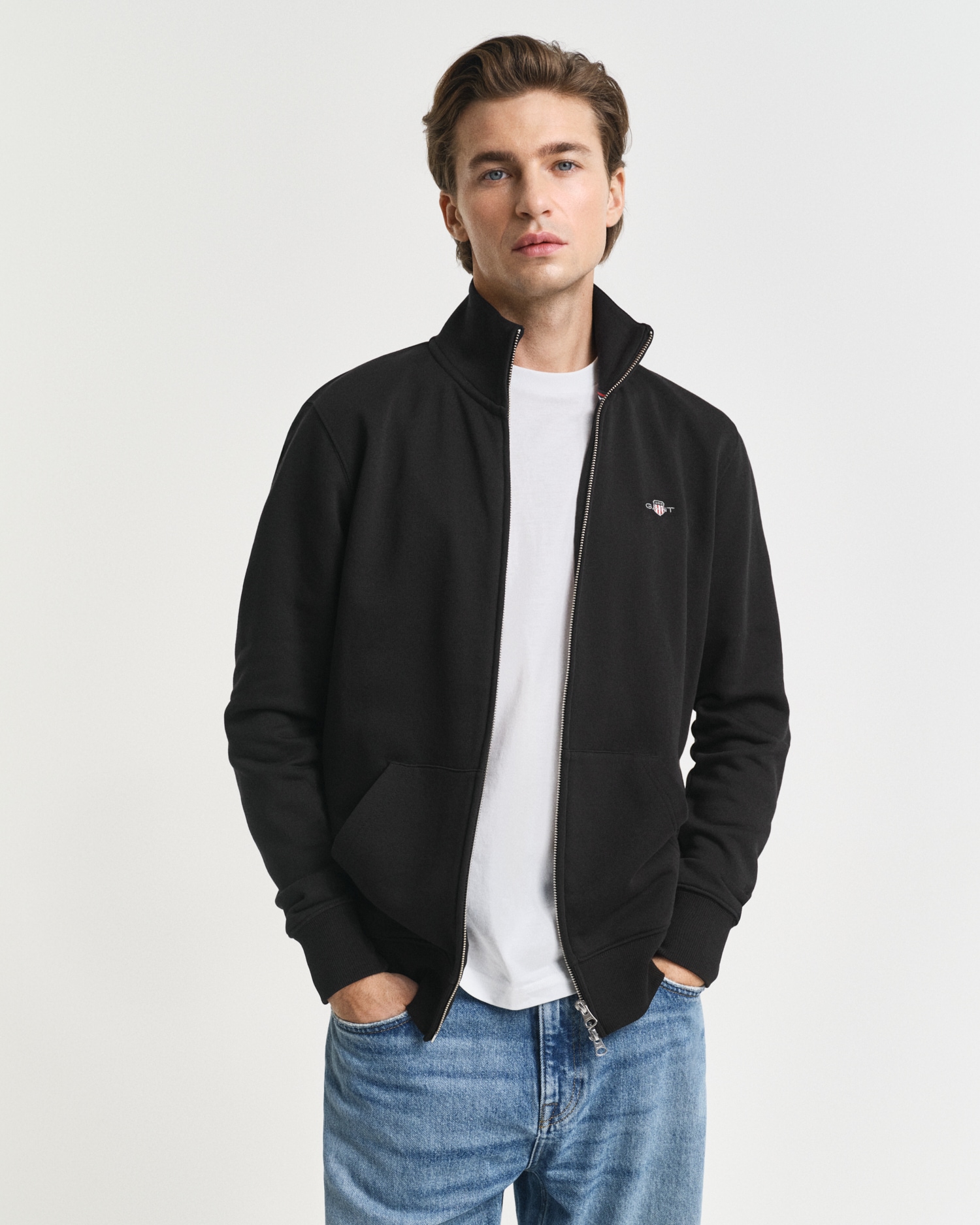 Gant Sweatjacke »REG SHIELD FULL ZIP SWEAT«, mit Logostickerei auf der Brust