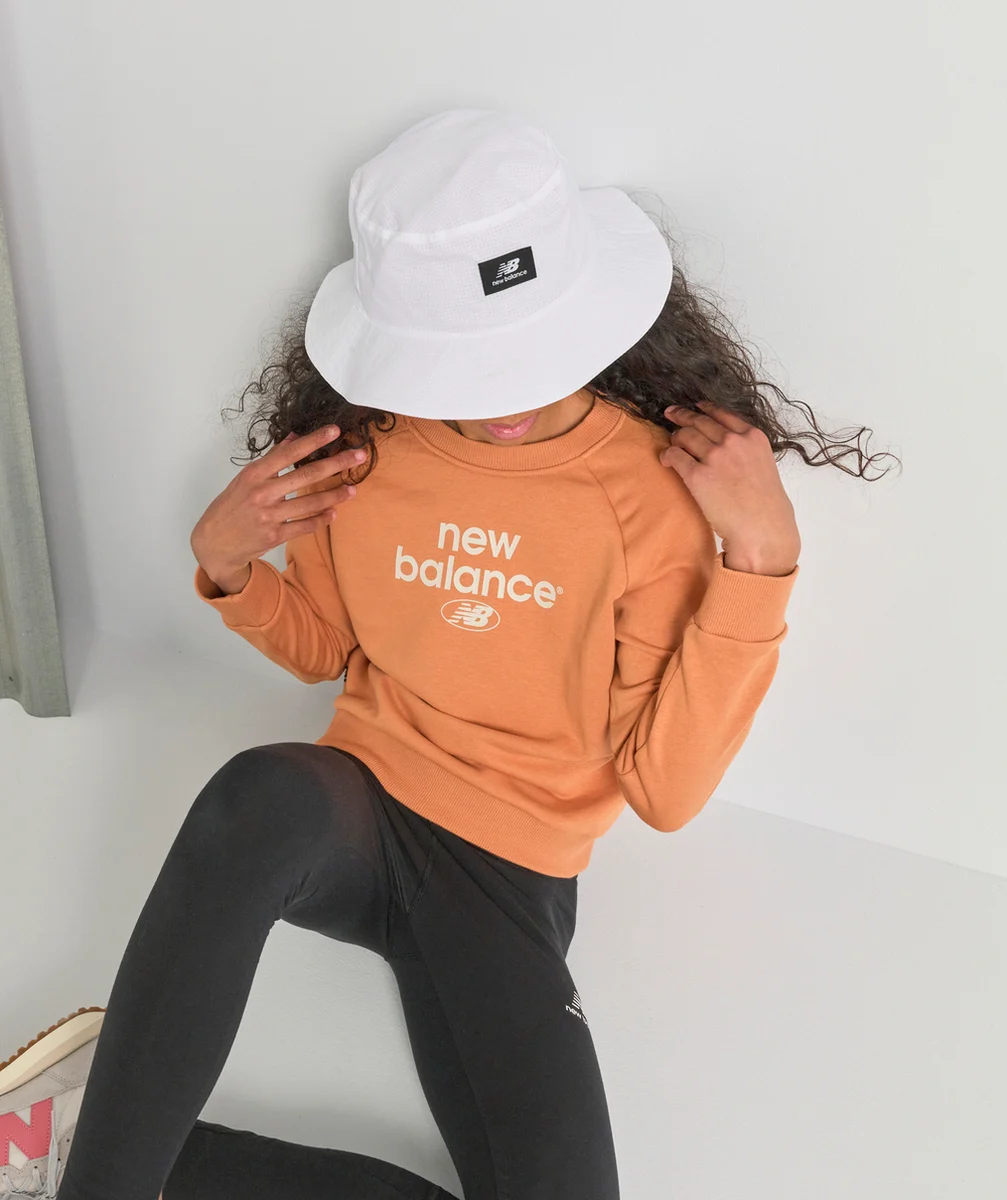 NEW BALANCESWEAT CORAIL FILLE ESSENTIALS REIMAGINED