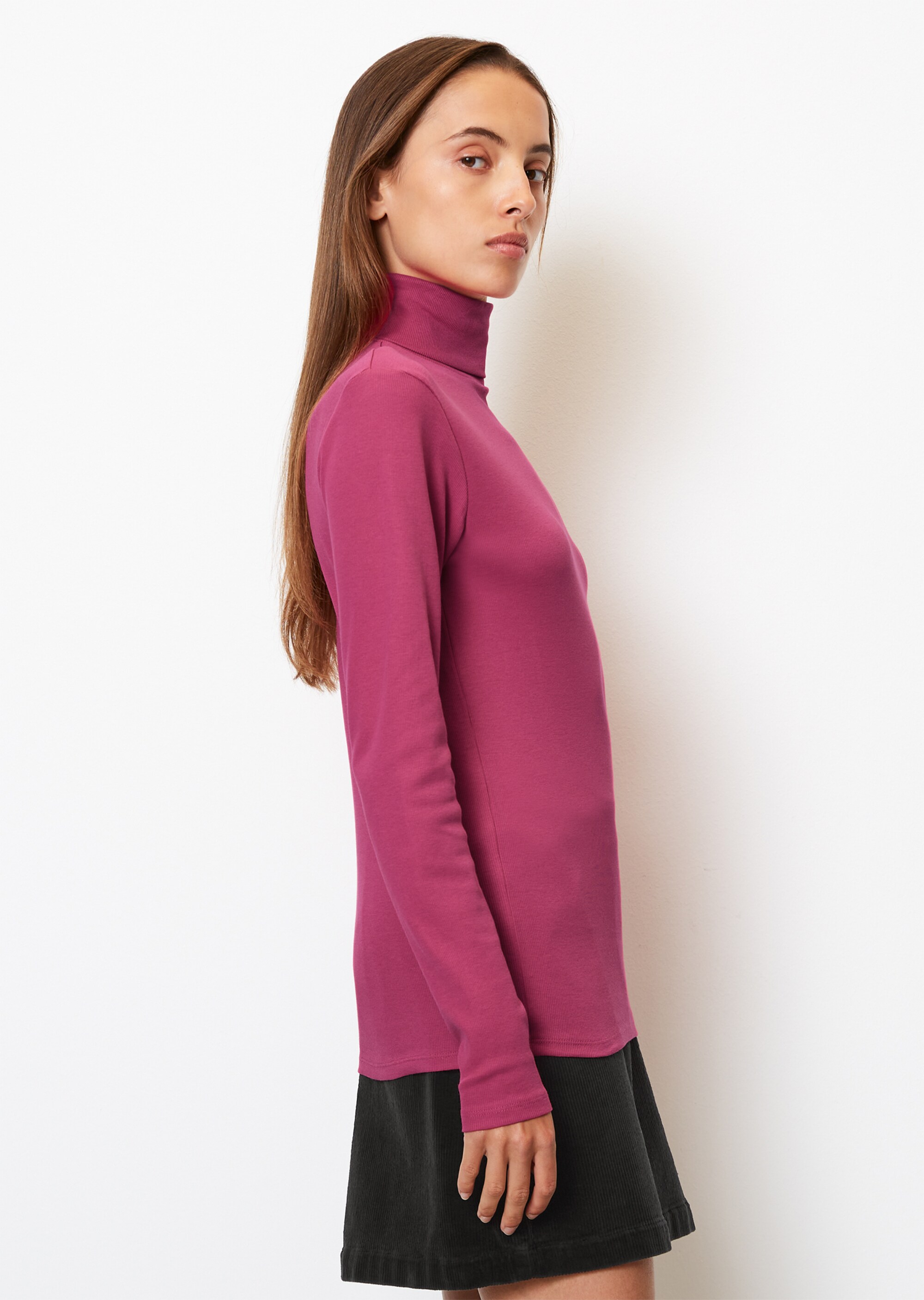 Turtleneck-Longsleeve aus Organic-Cotton-Rib-Jersey