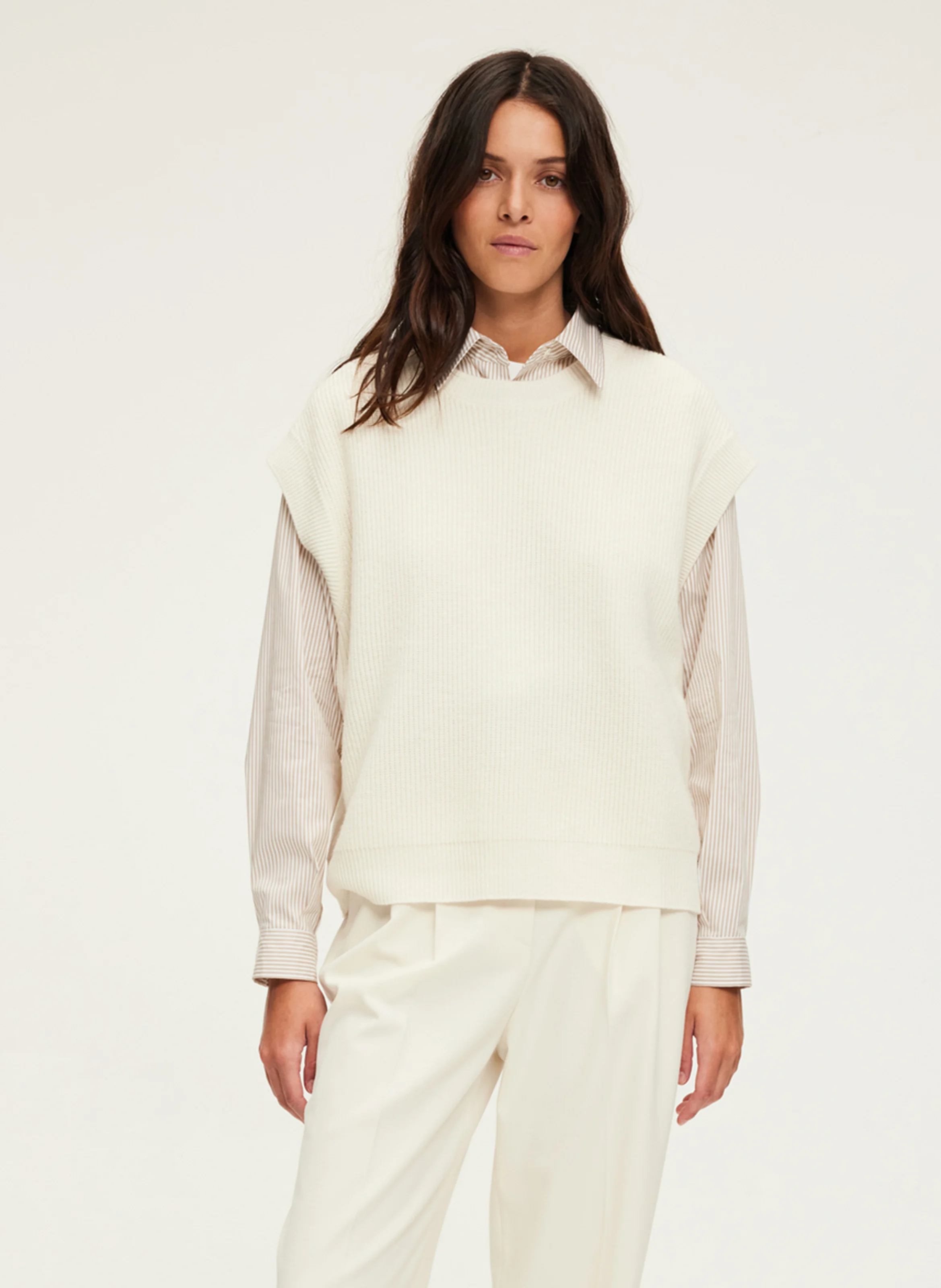 JOELY - Pull droit col rond en laine | Beige