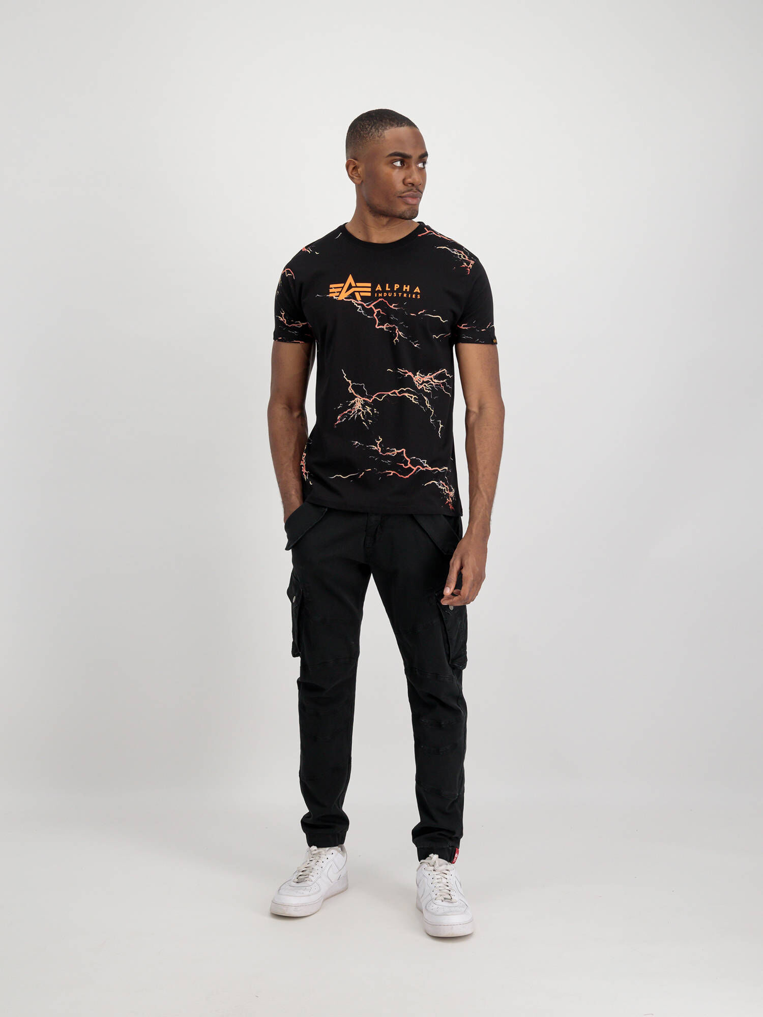 Alpha Industries| Herren T-Shirt LIGHTNING AOP