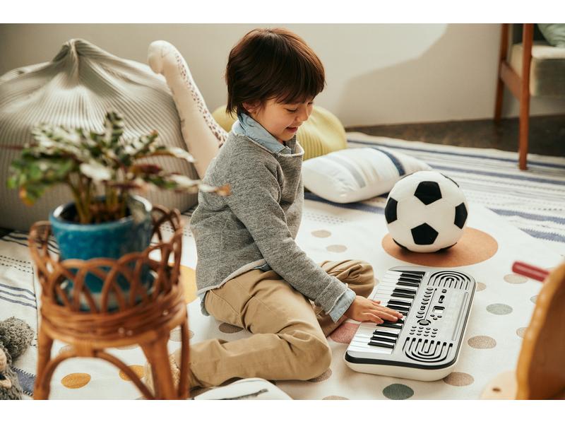 Casio Keyboard SA-51 Keyboard mit 32 Mini-Tasten und 100 Klangfarben