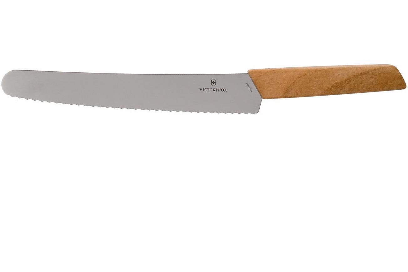 Victorinox Swiss Modern broodmes 22 cm, walnotenhout