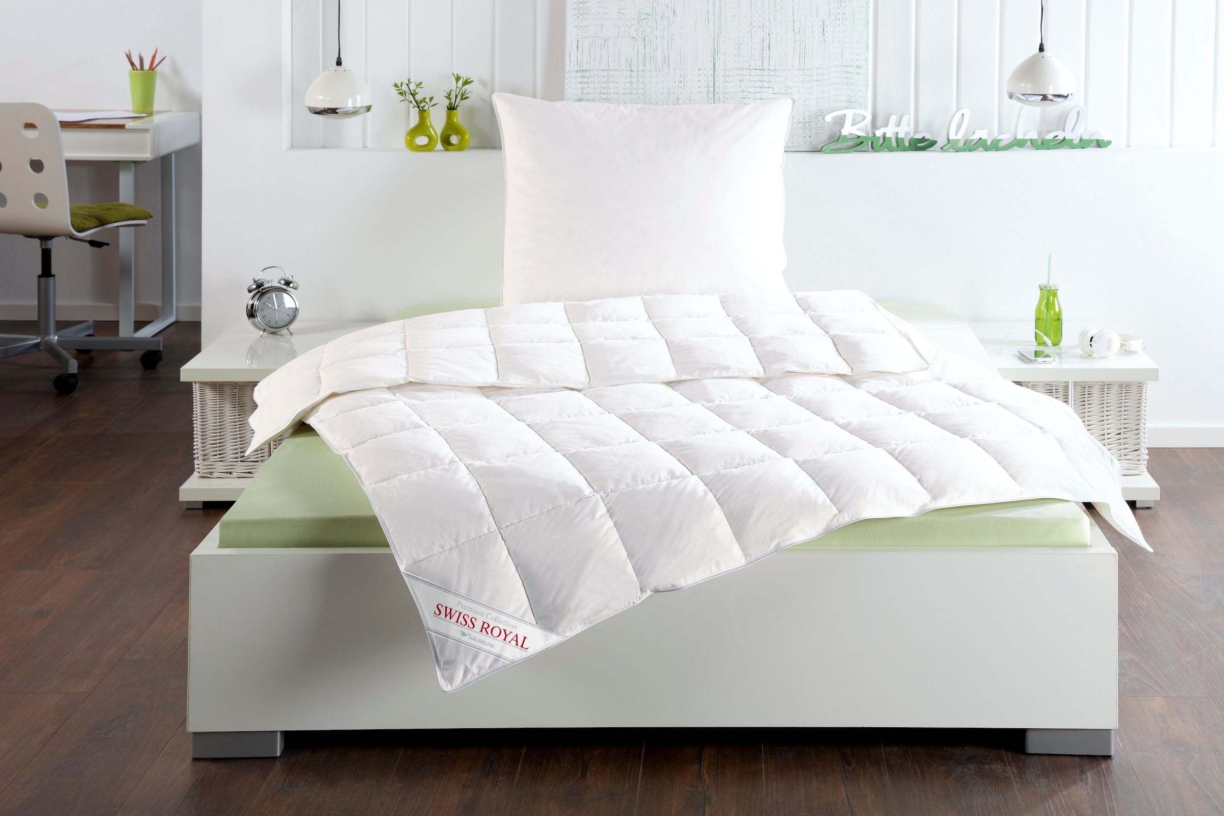 Haeussling Daunenbettdecke »Swiss Royal, Bettdecken für Sommer und Winter, Ganzjahresdecke, Decke« leicht Füllung 90Daunen10Federn 1 Stk. tlg. Bettdecke 135x200 cm, 155x220 cm & weitere Grössen, Made in Germany