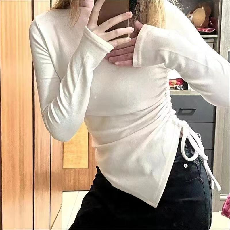 PERKARP - T-shirt met lange mouwen, een effen asymmetrische kraag en een slim fit trekkoord