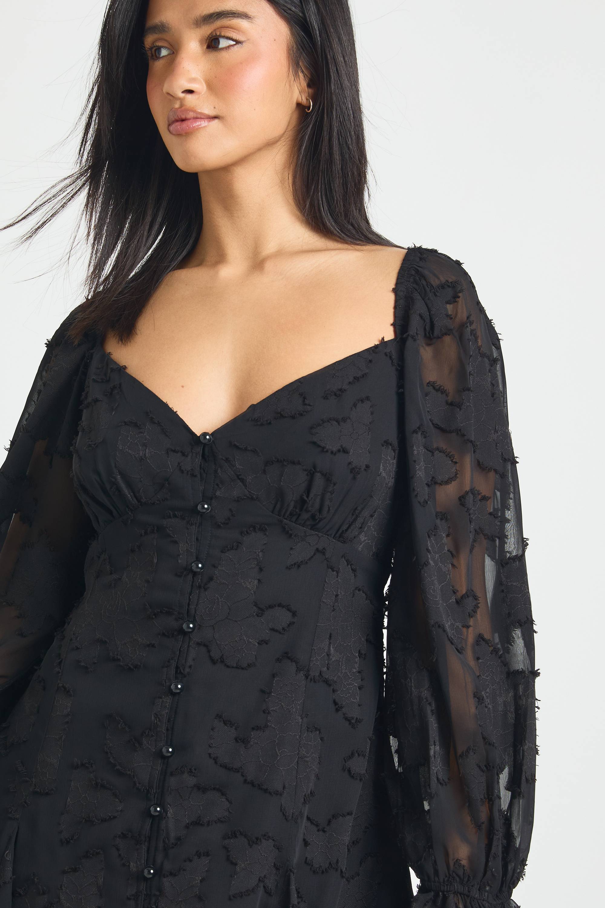 boohoo Robe Mini Patineuse À Godets Et Motif Floral Dévoré Petite