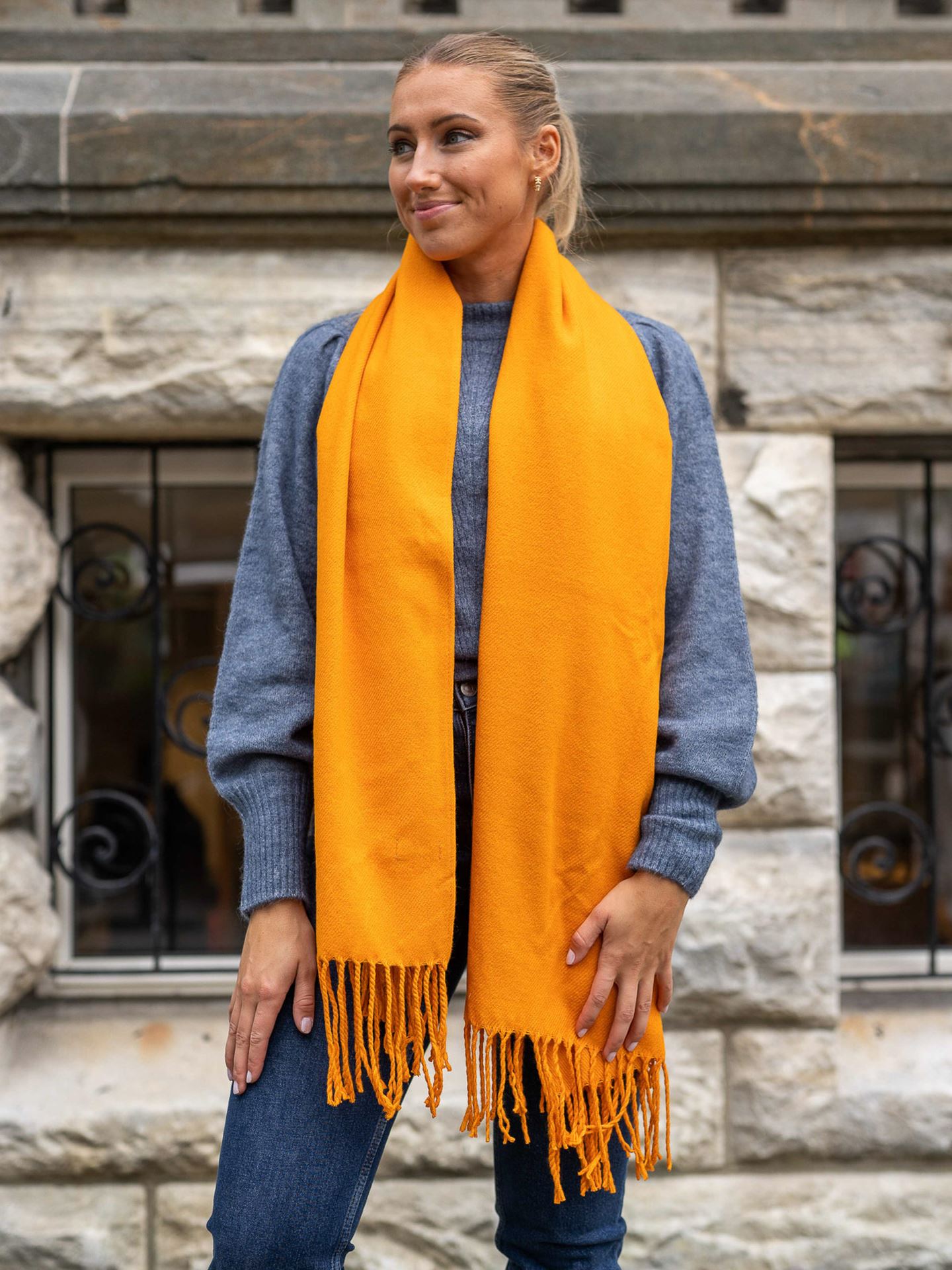 Ivalu Scarf