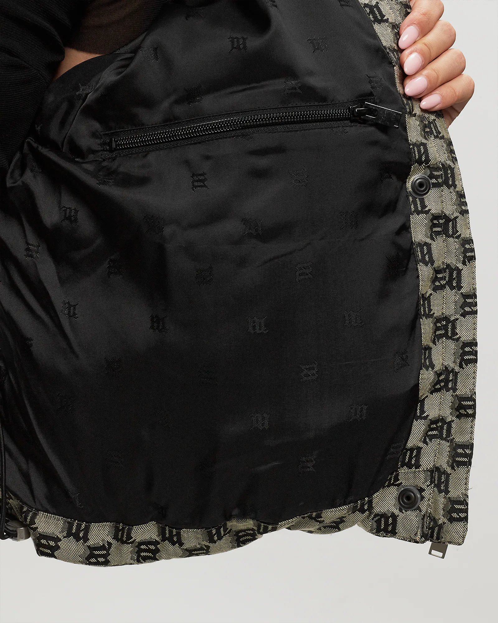 MISBHV MONOGRAM JACQUARD CANVAS PUFFER WMNS