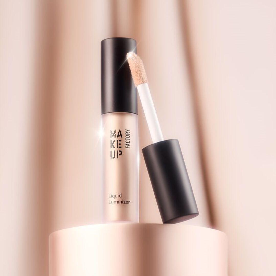 GLAMOUR 25 - IT'S SHOW TIME Liquid Luminizer Nº10