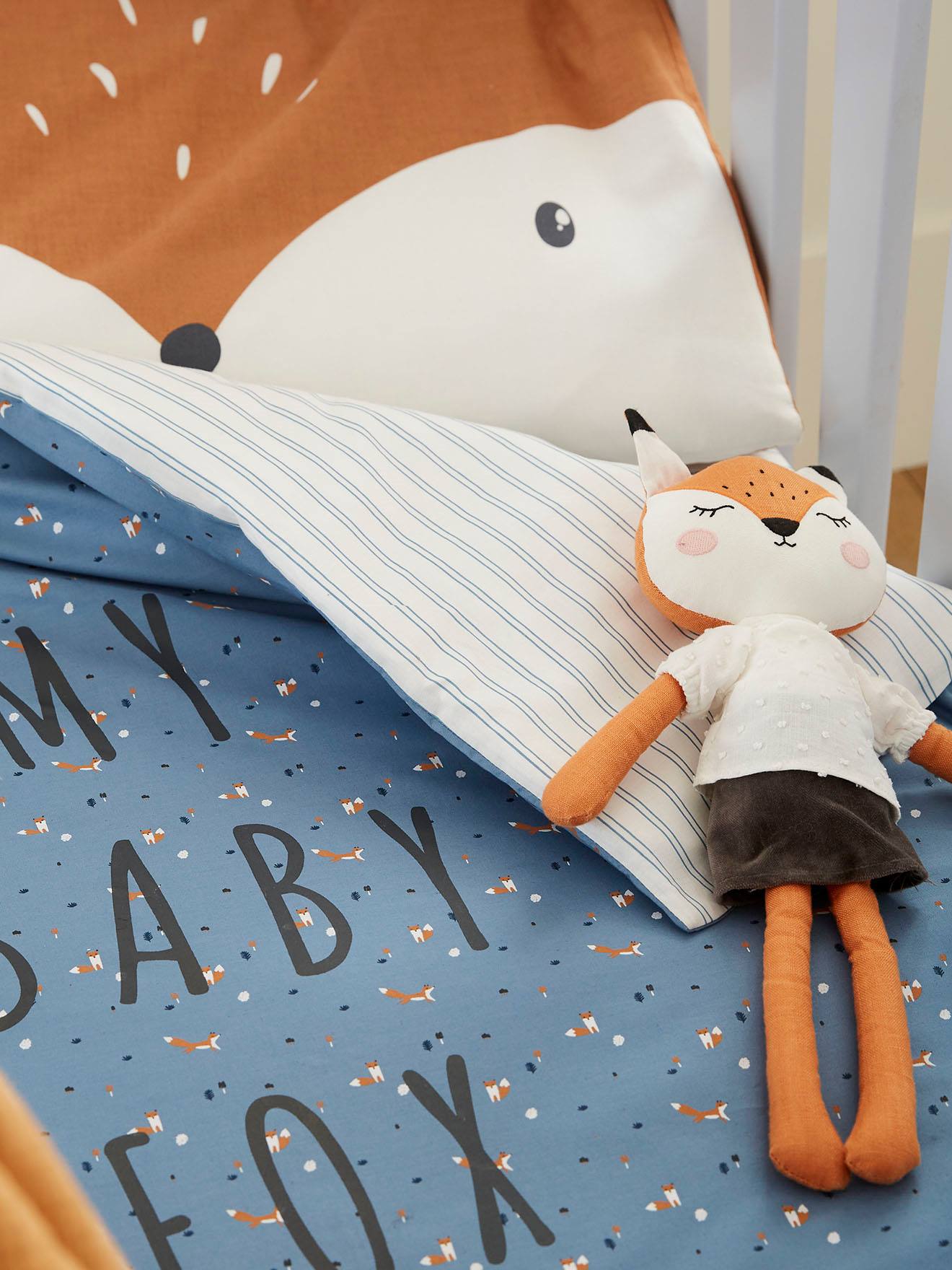 Capa de edredom lisa azul média Baby Fox com estampas.