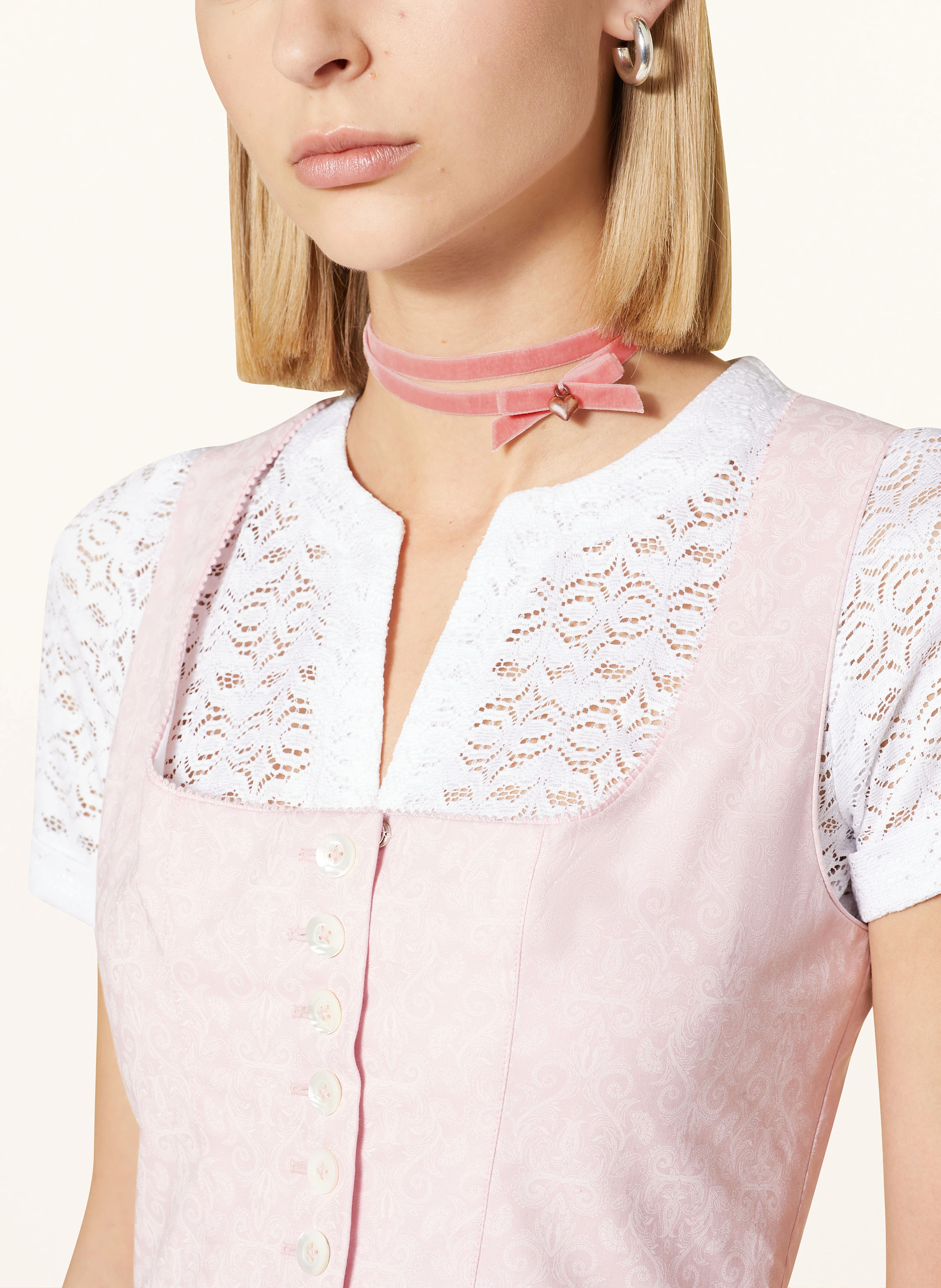 BETTINA SCHARRER Samt-Choker