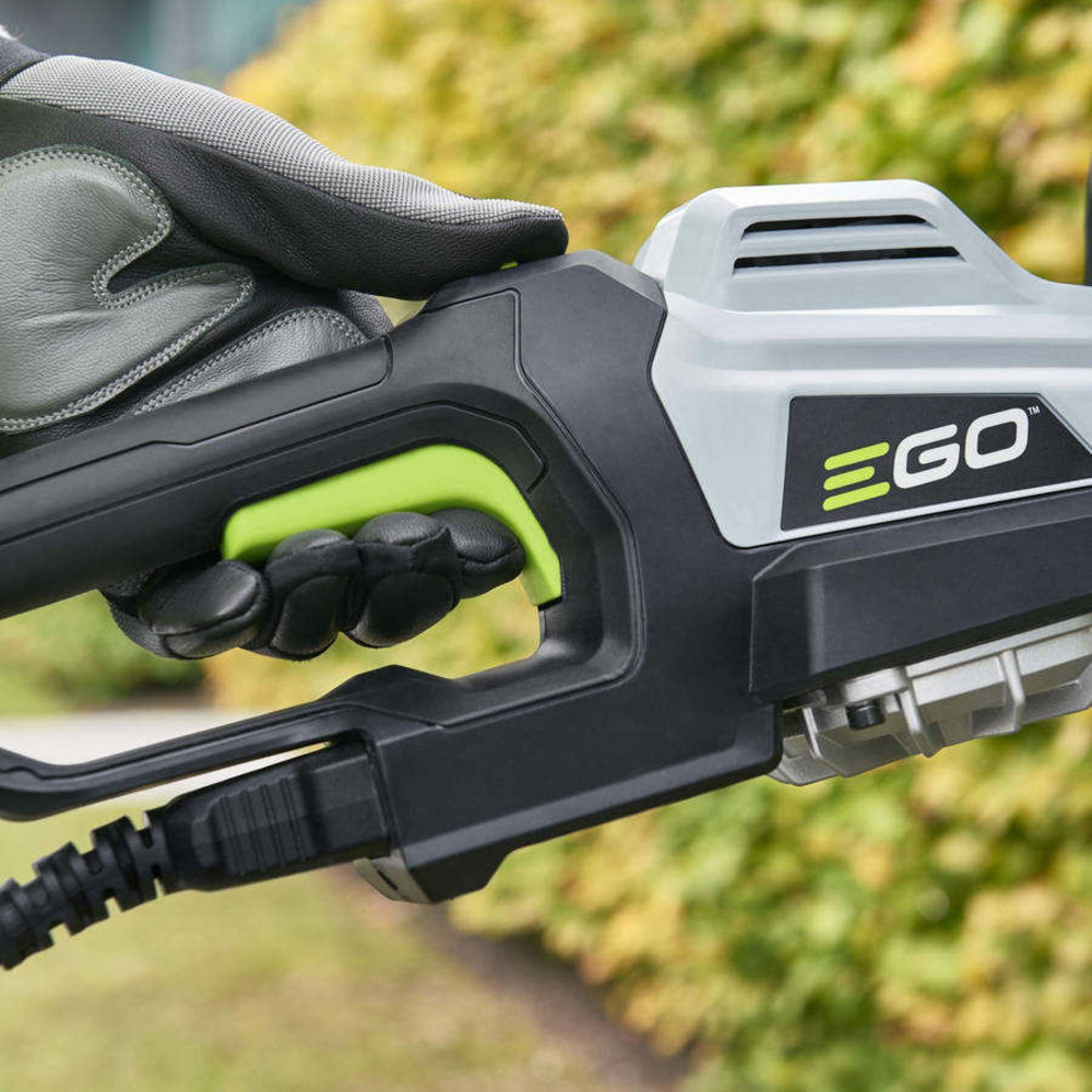 Taille haie professionnel double lame 65 cm egopower coupe 33 mm htx6500